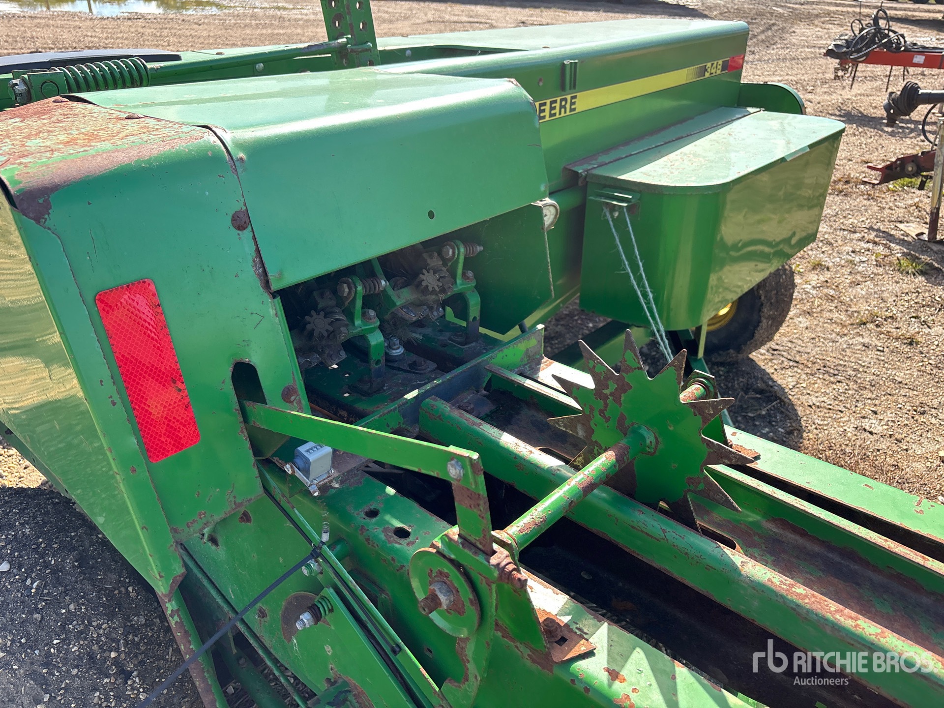 1994 John Deere 348