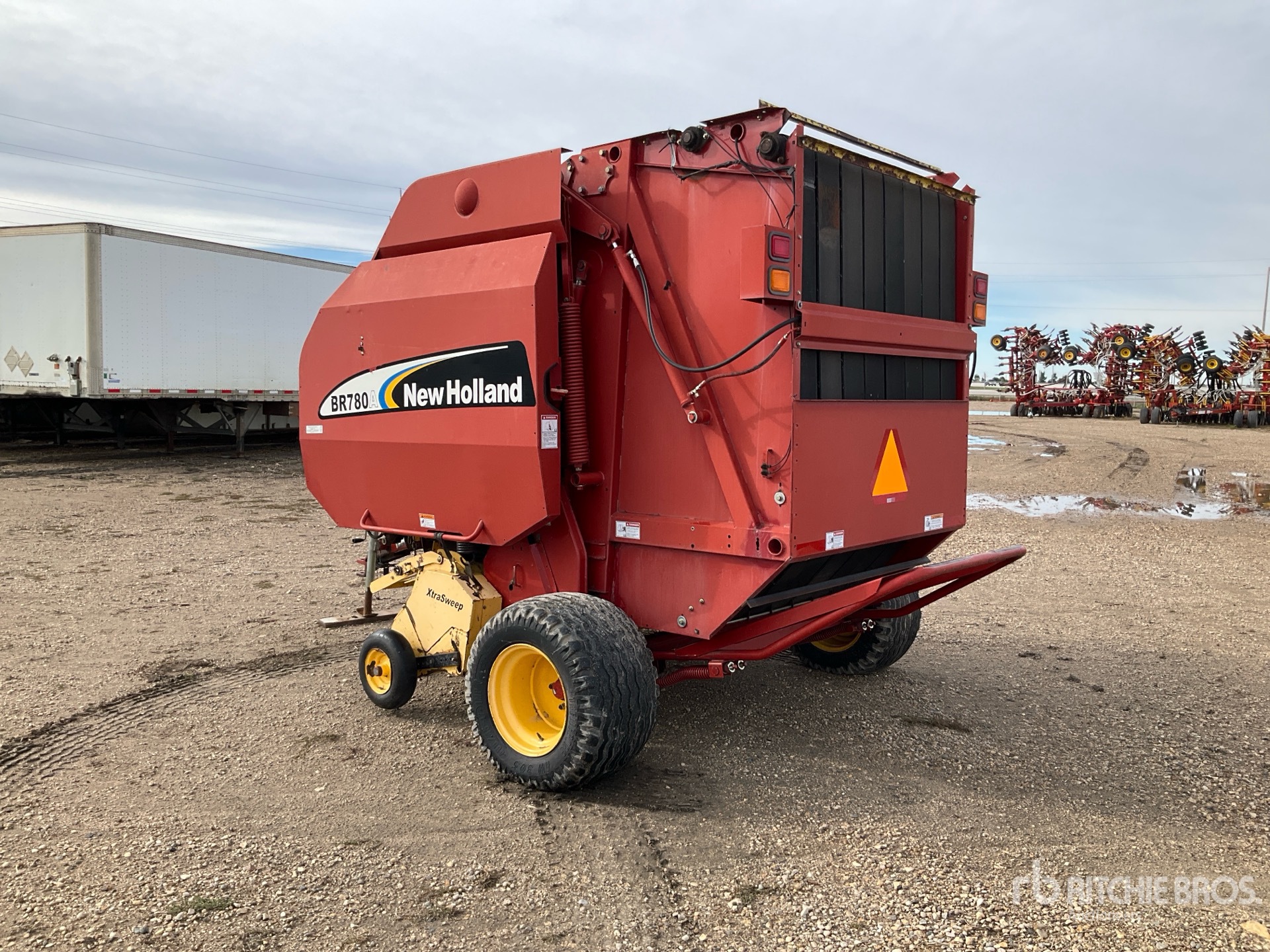 2007 New Holland BR780A