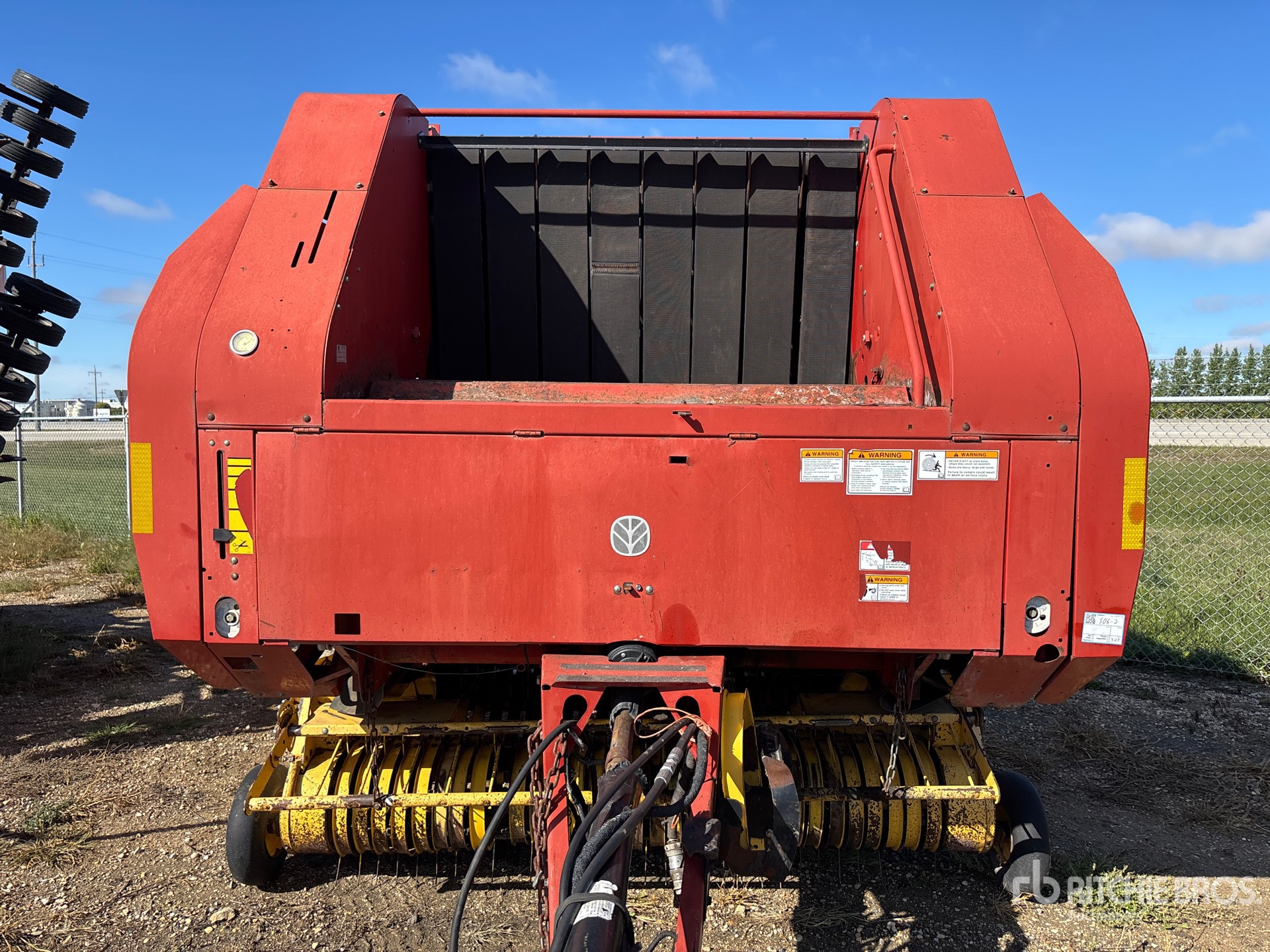 2007 New Holland BR780A