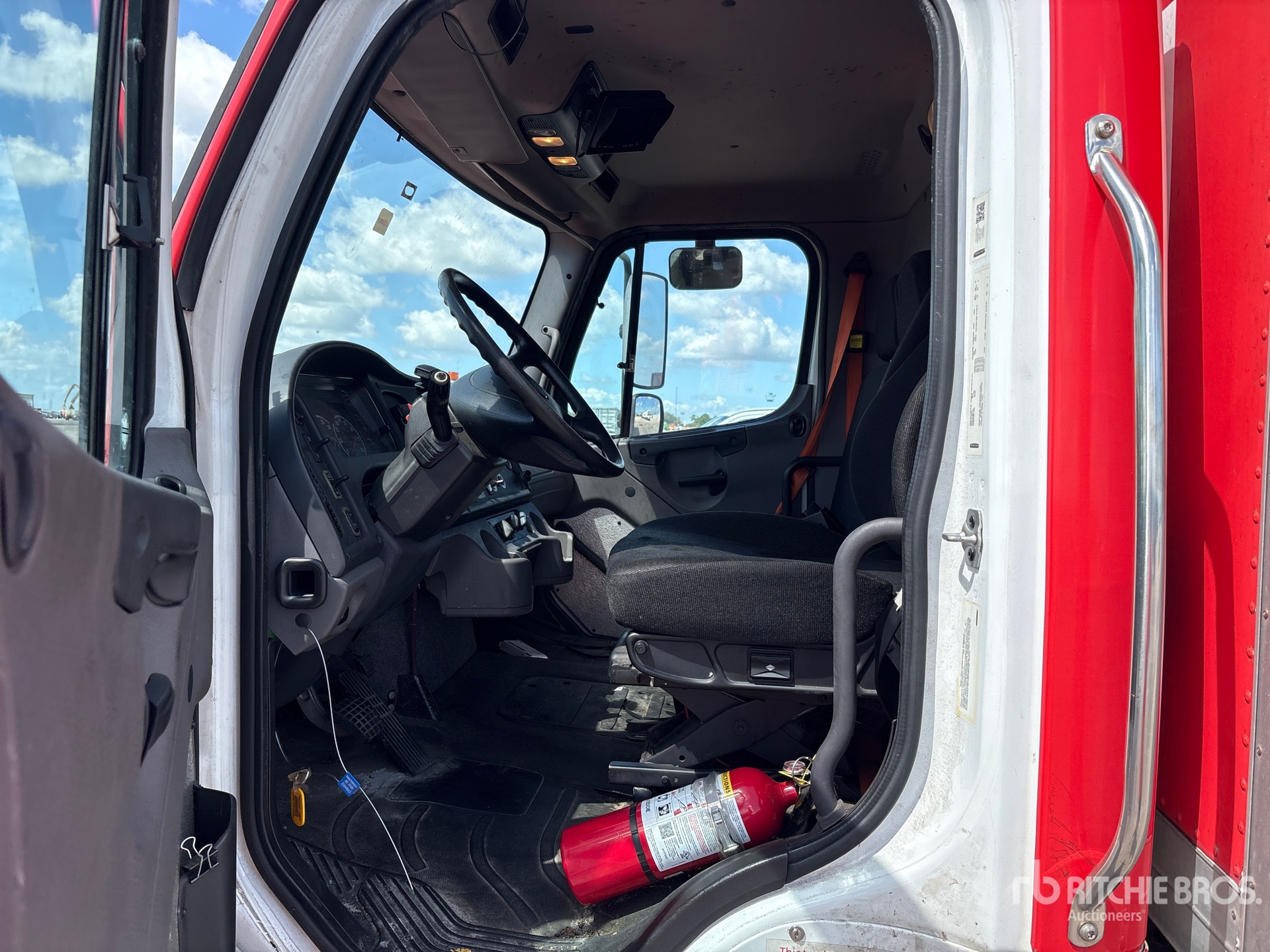 2018 Freightliner M2 106