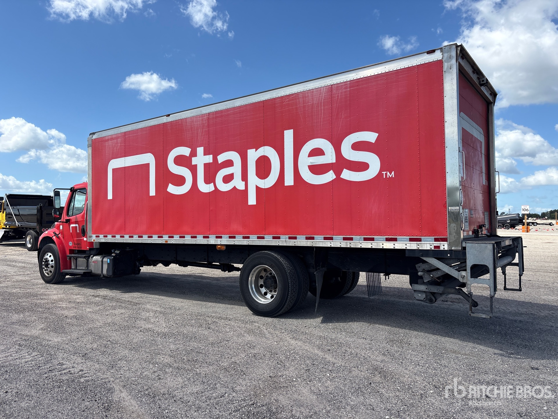2018 Freightliner M2 106