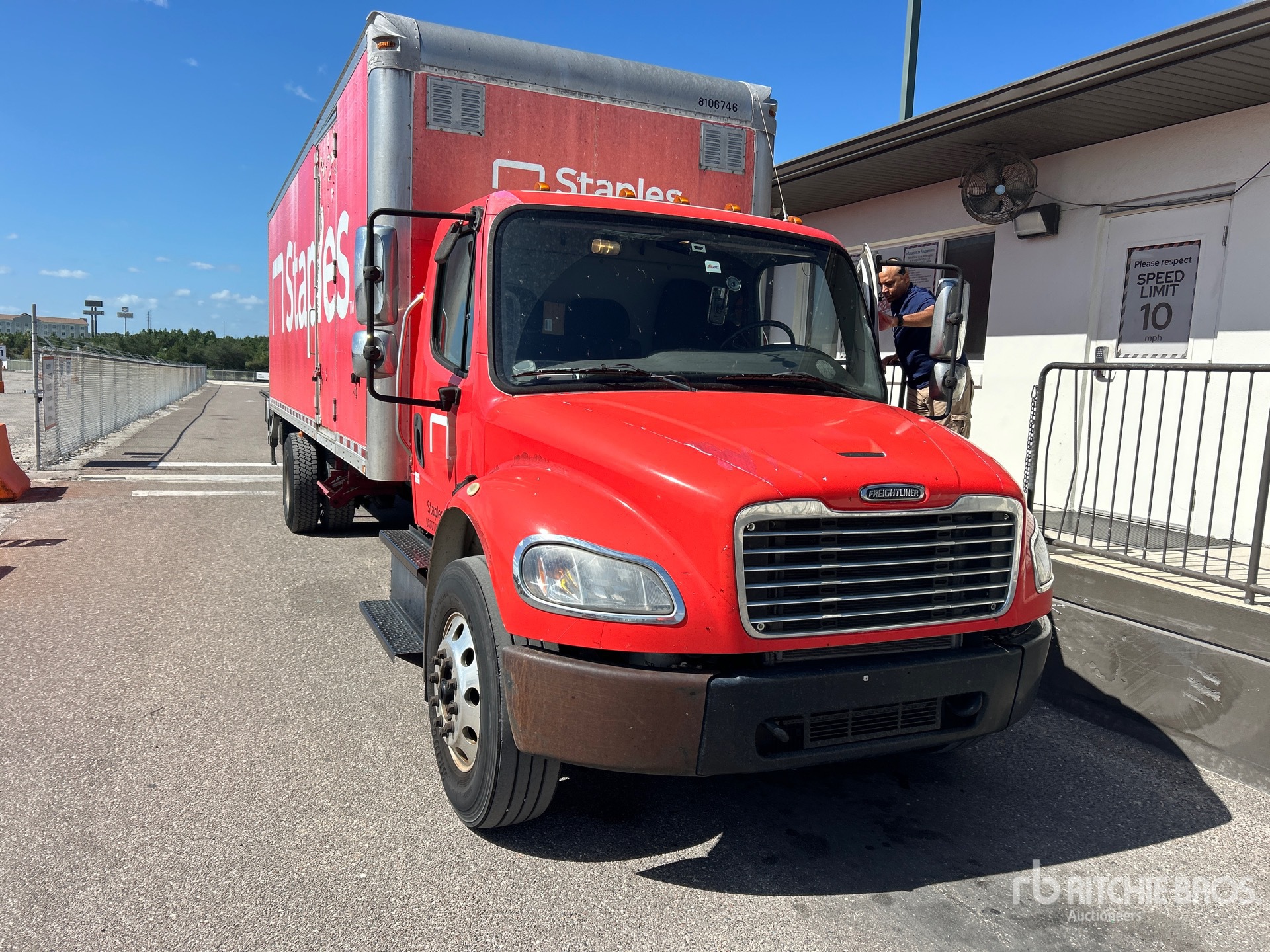 2018 Freightliner M2 106