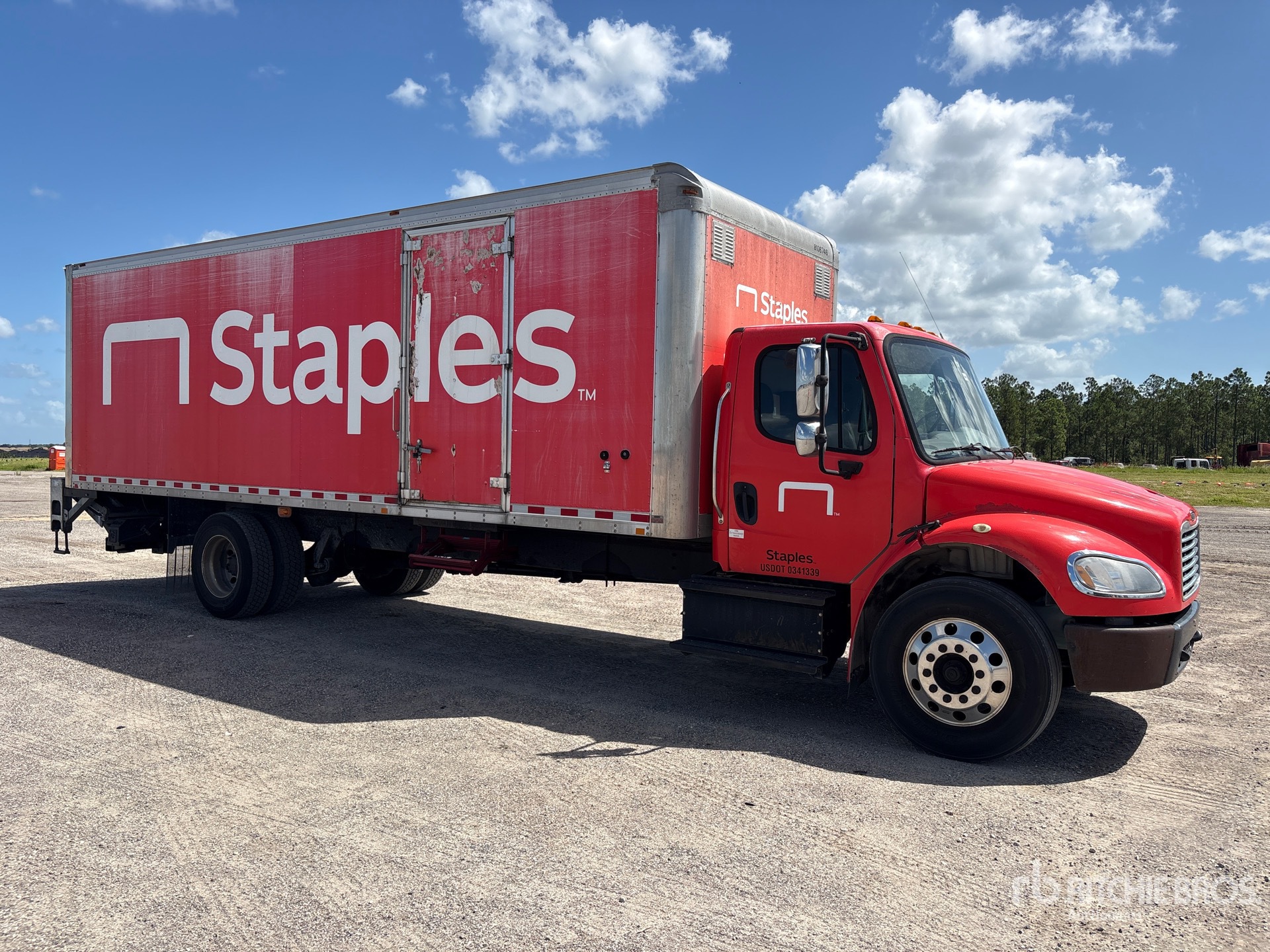 2018 Freightliner M2 106