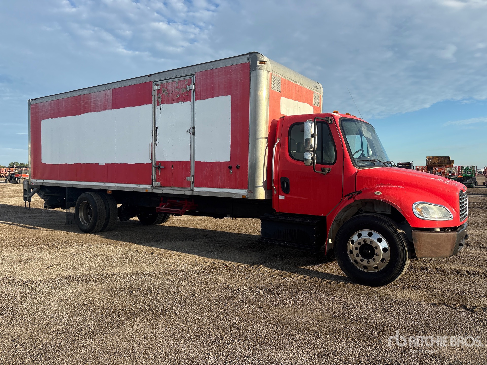 2018 Freightliner M2 106