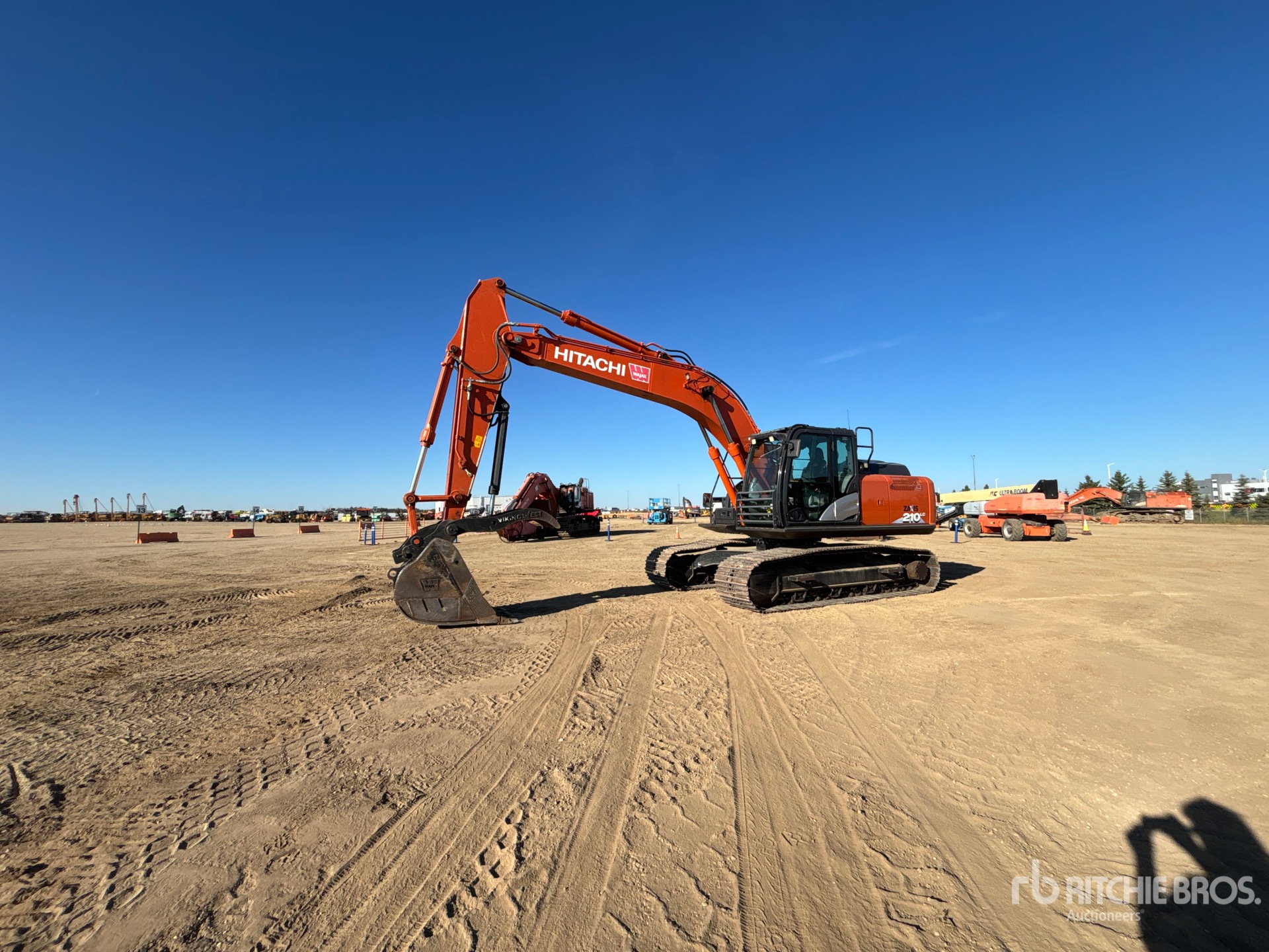 2022 Hitachi ZX210LC-6