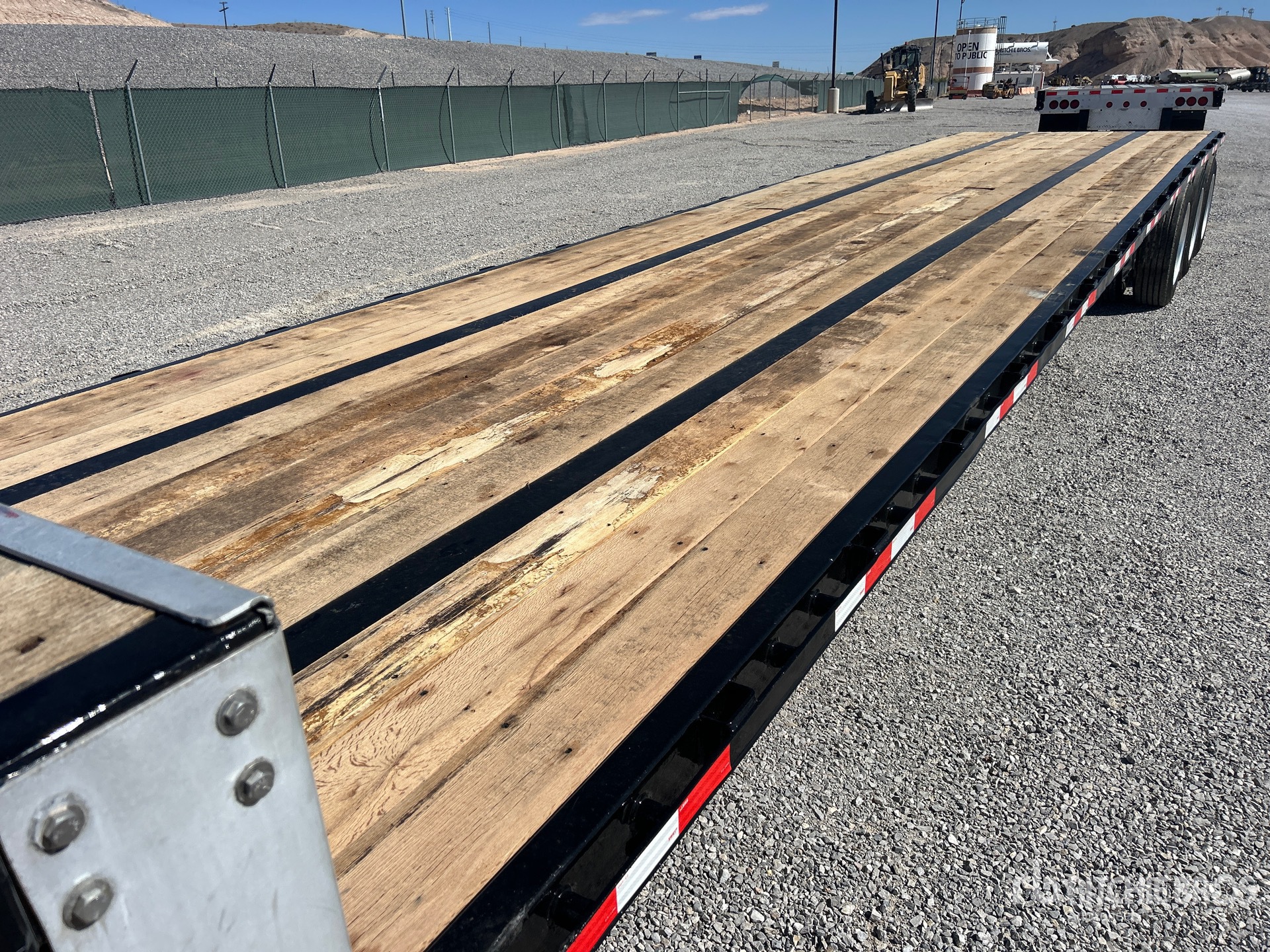 2015 Transcraft DLT3000