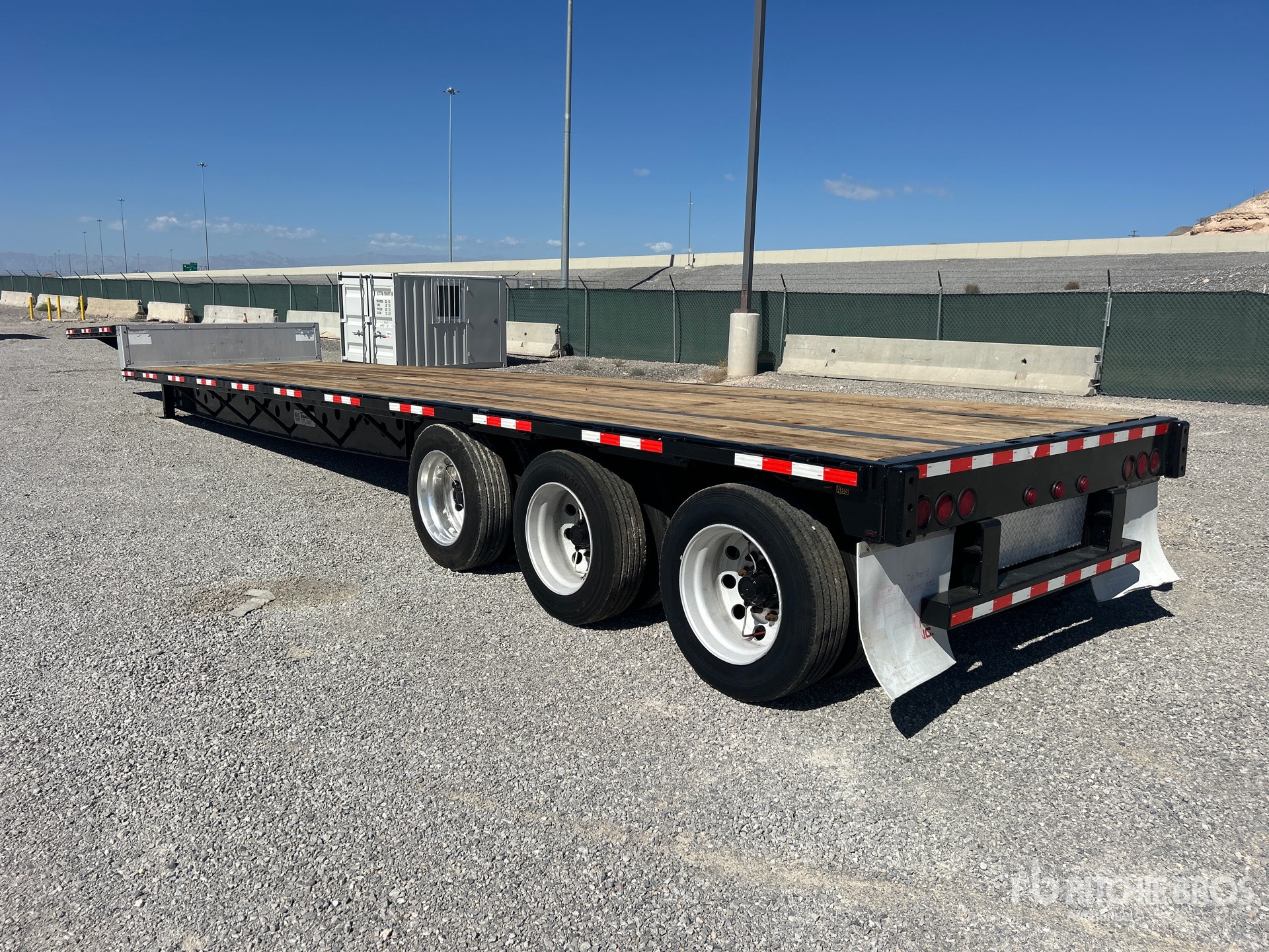 2015 Transcraft DLT3000
