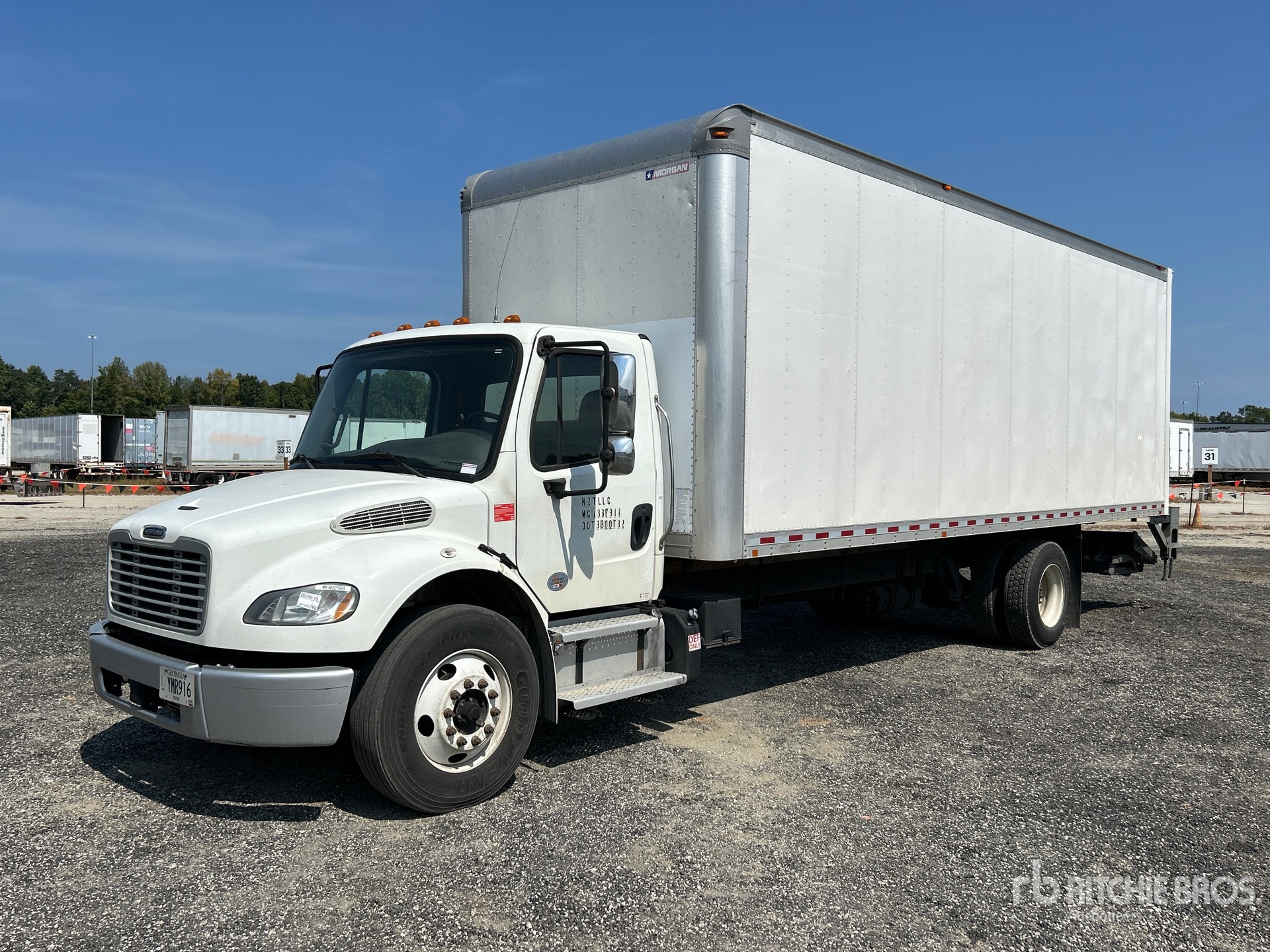 2018 Freightliner M2 106