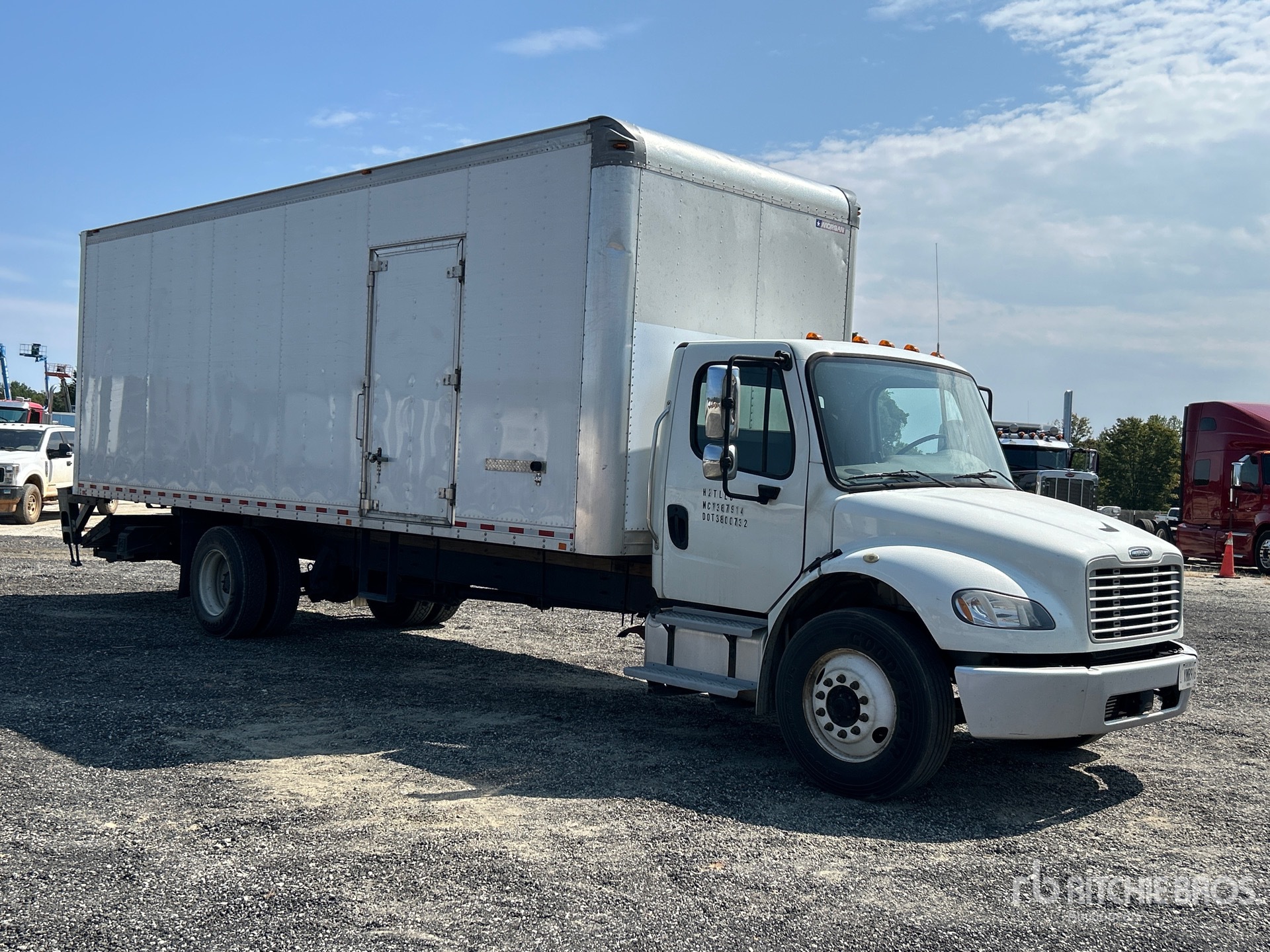 2018 Freightliner M2 106