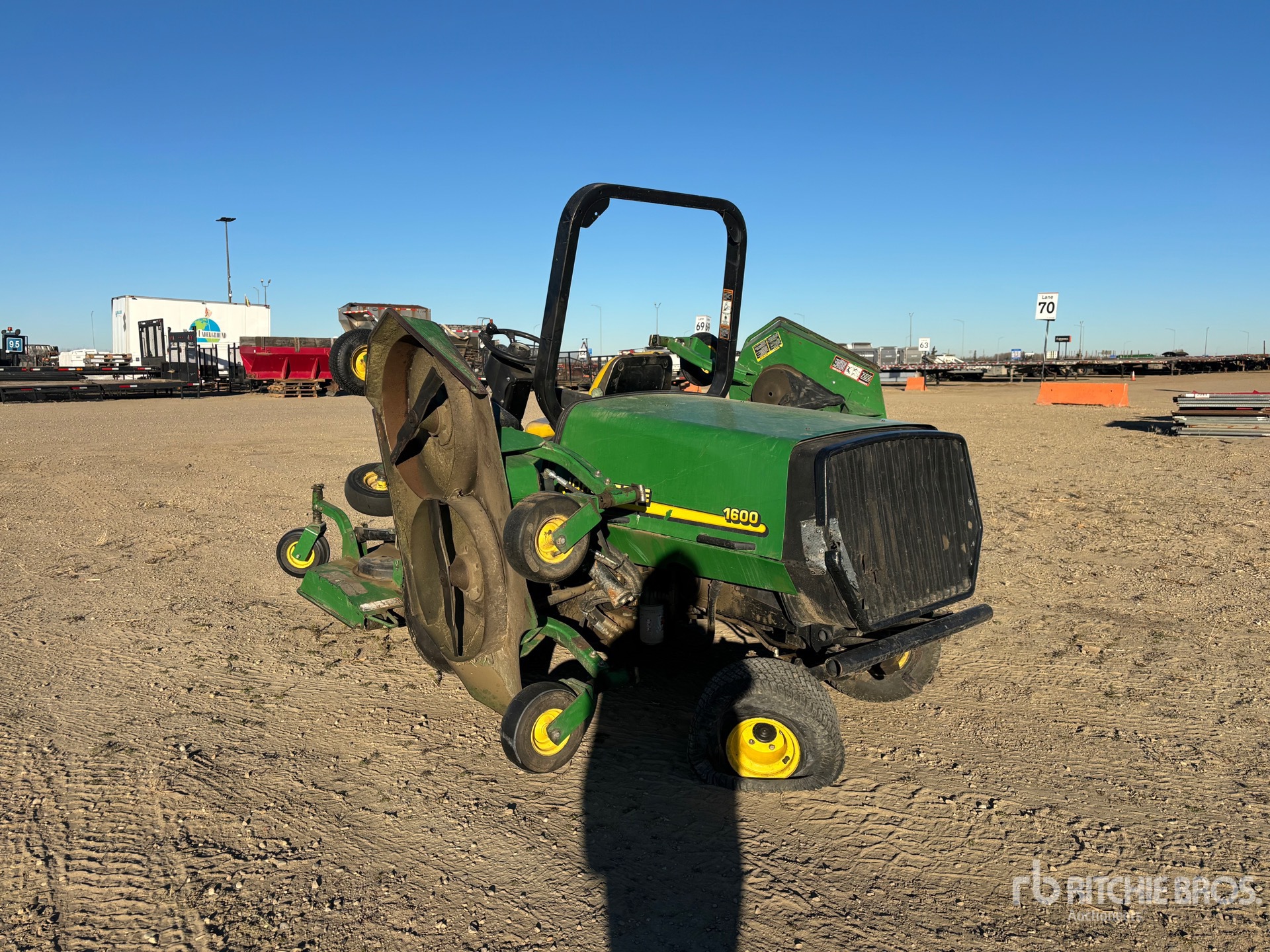 John Deere RIDE-ON