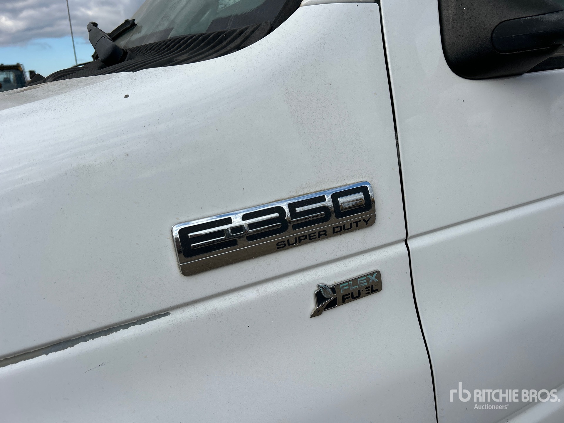 2009 Ford E-350