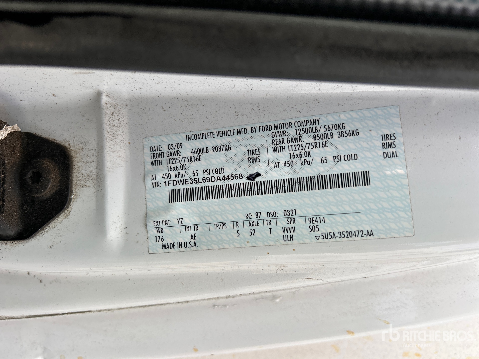 2009 Ford E-350