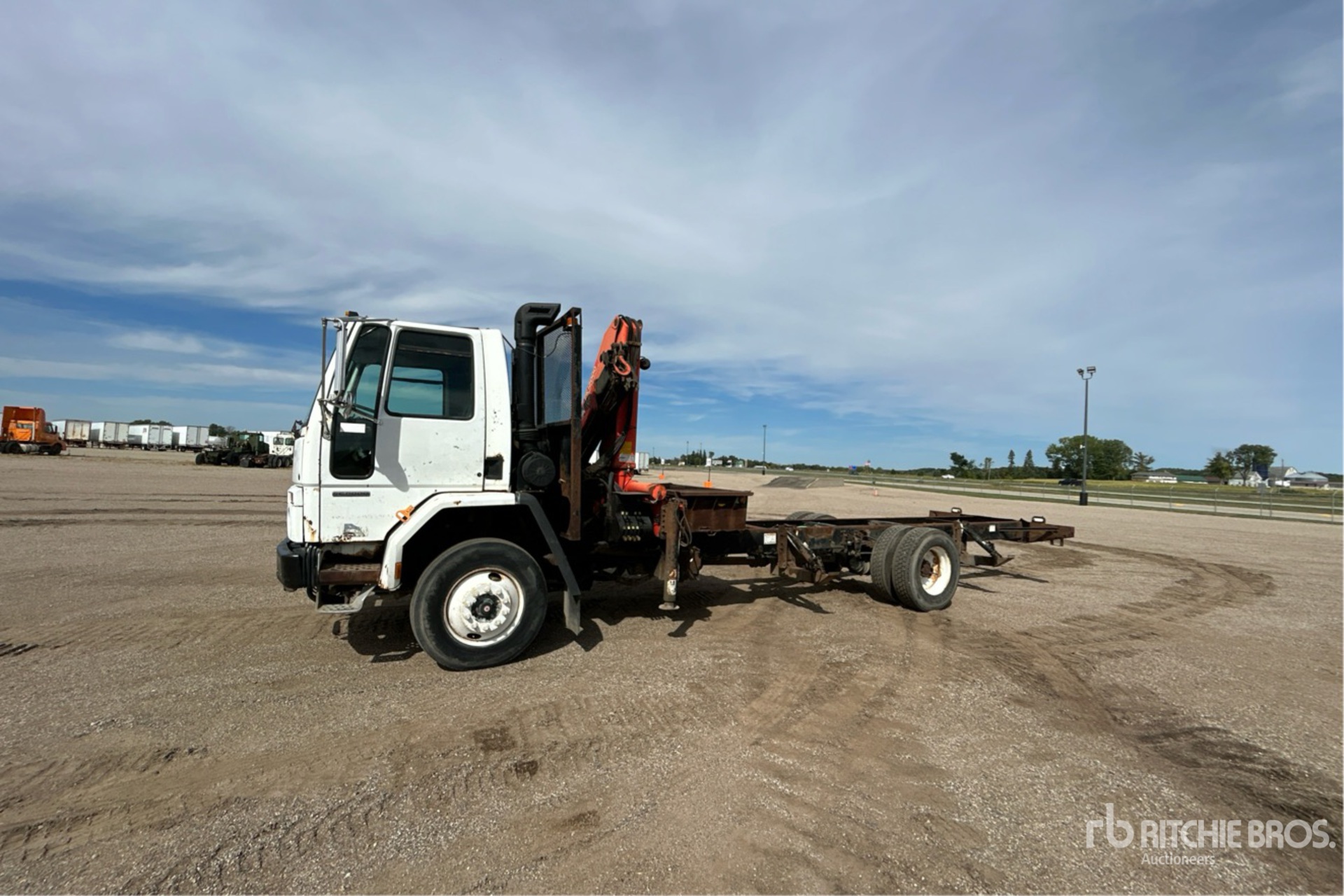 2005 Sterling SC8000