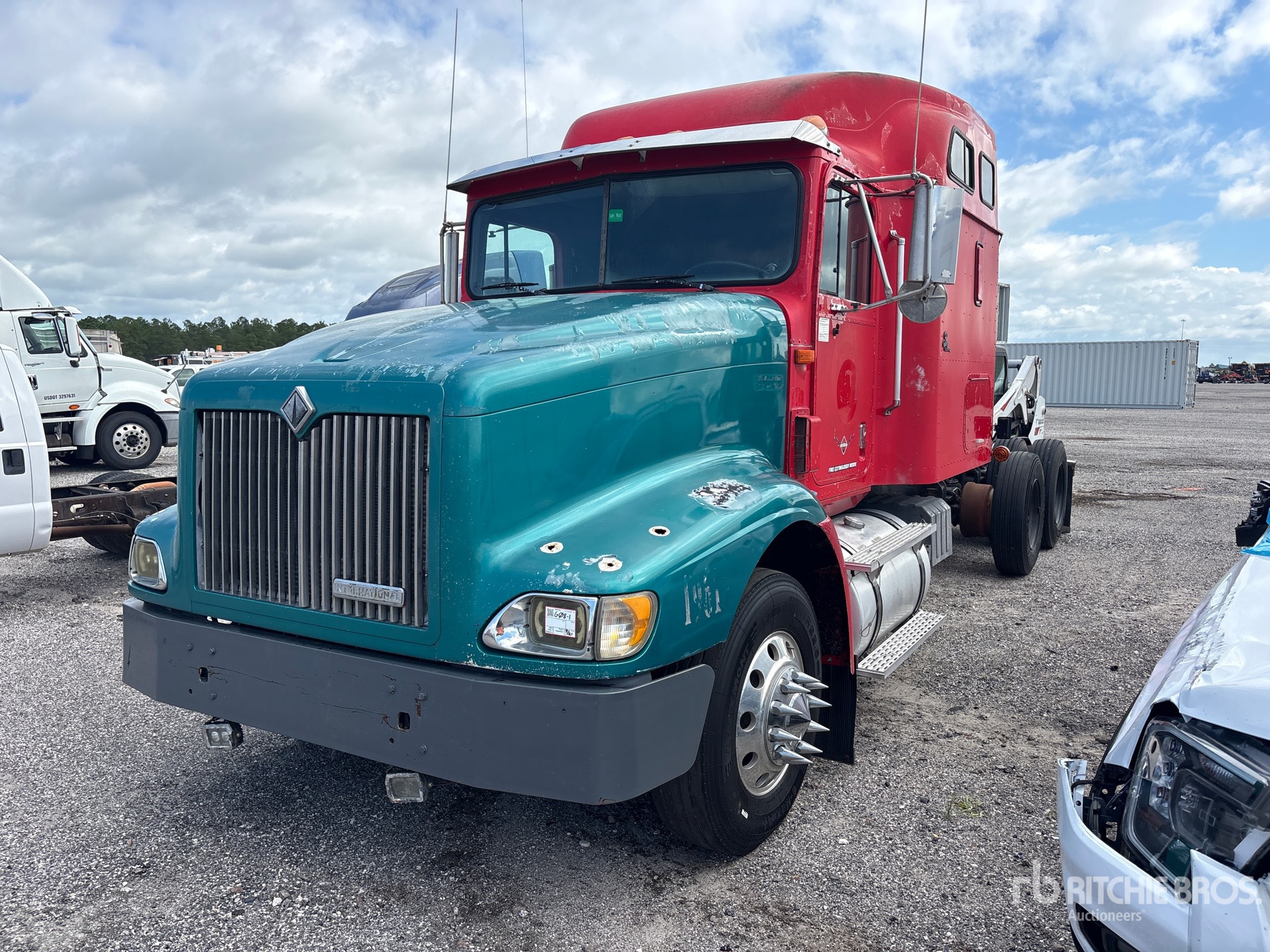 1999 International 9400