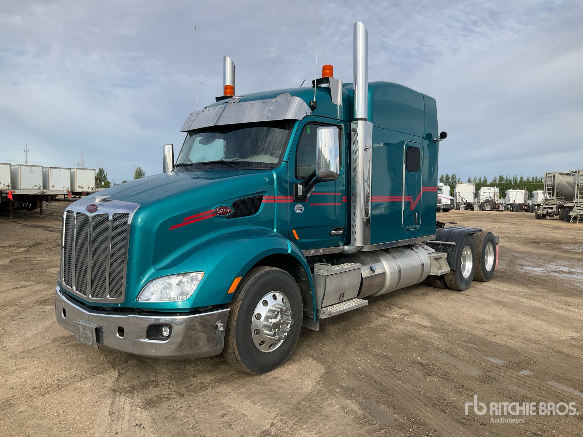 Photo of 2020 Peterbilt 579