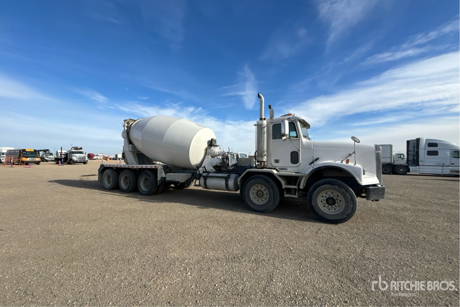 2007 Freightliner FLD120