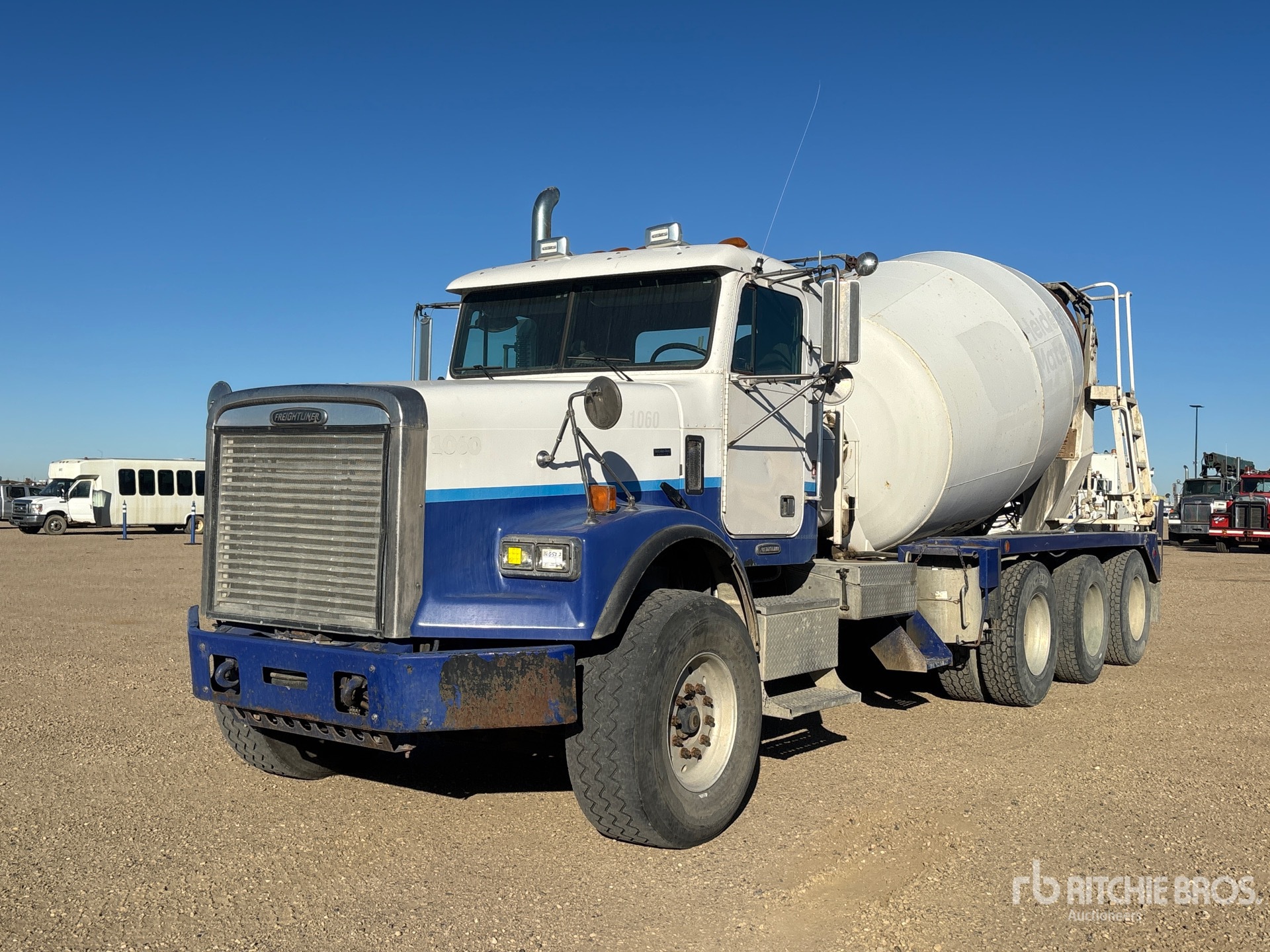 2007 Freightliner FLD120