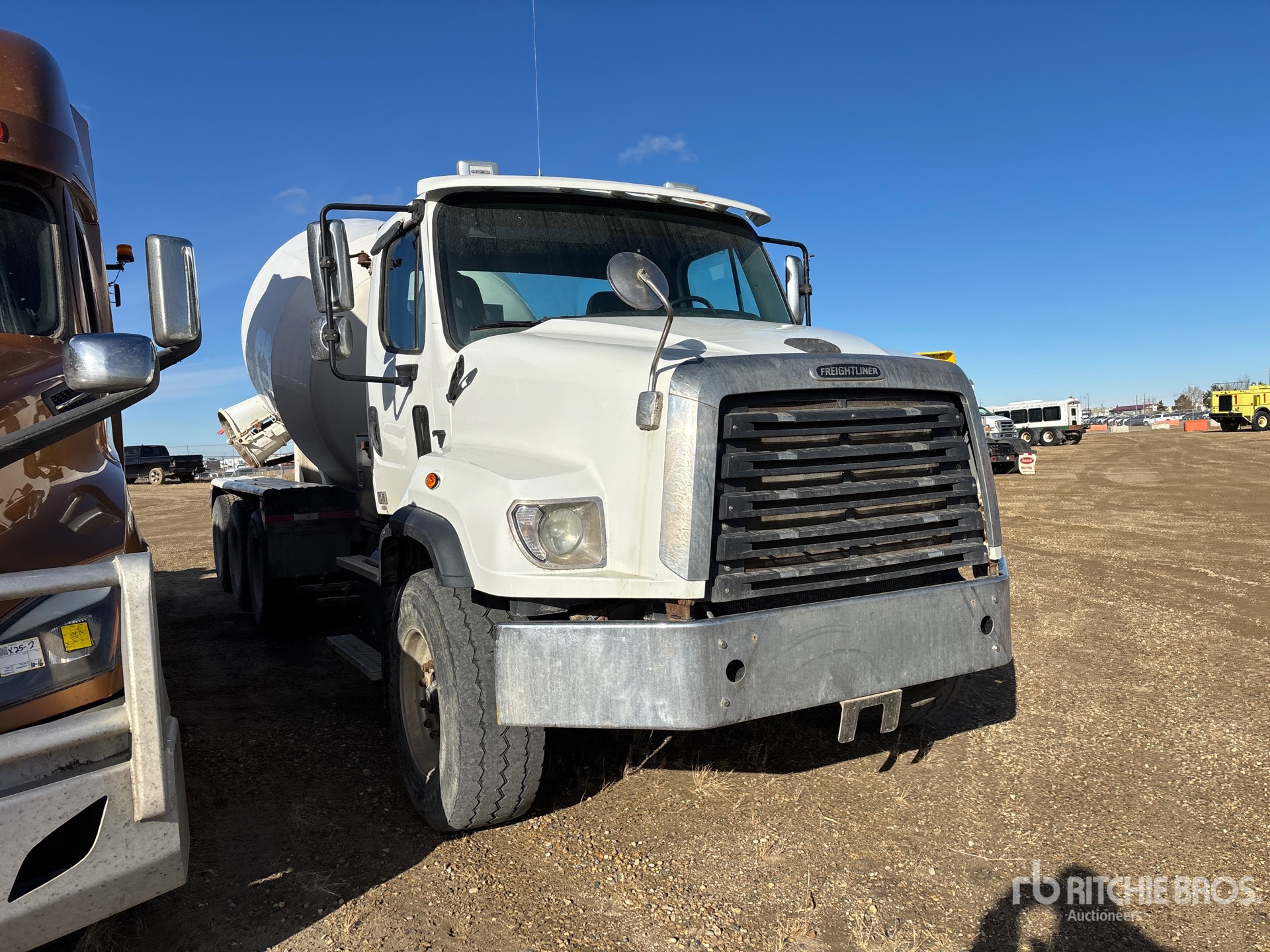 2013 Freightliner 114SD