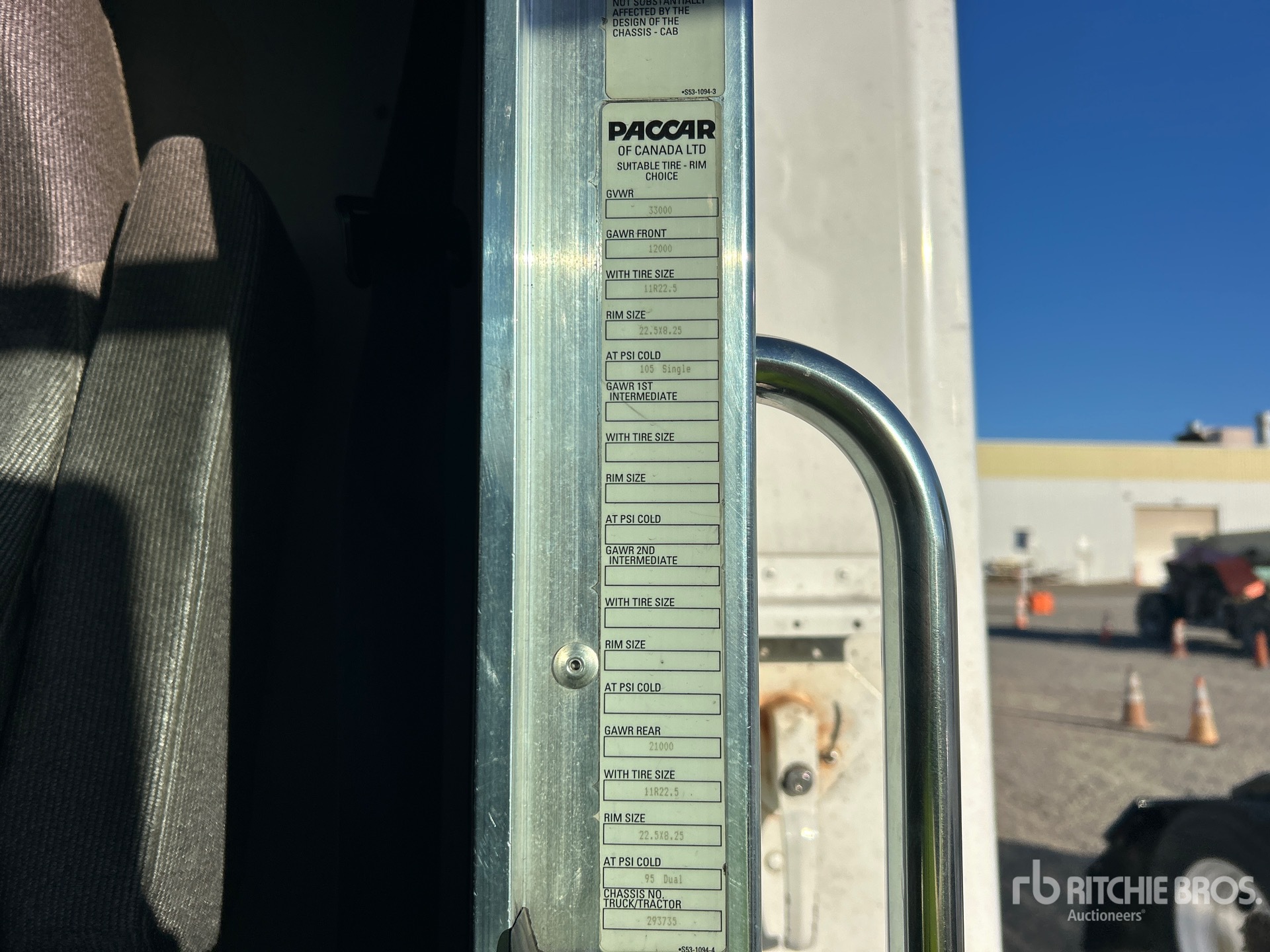 2011 Kenworth T300