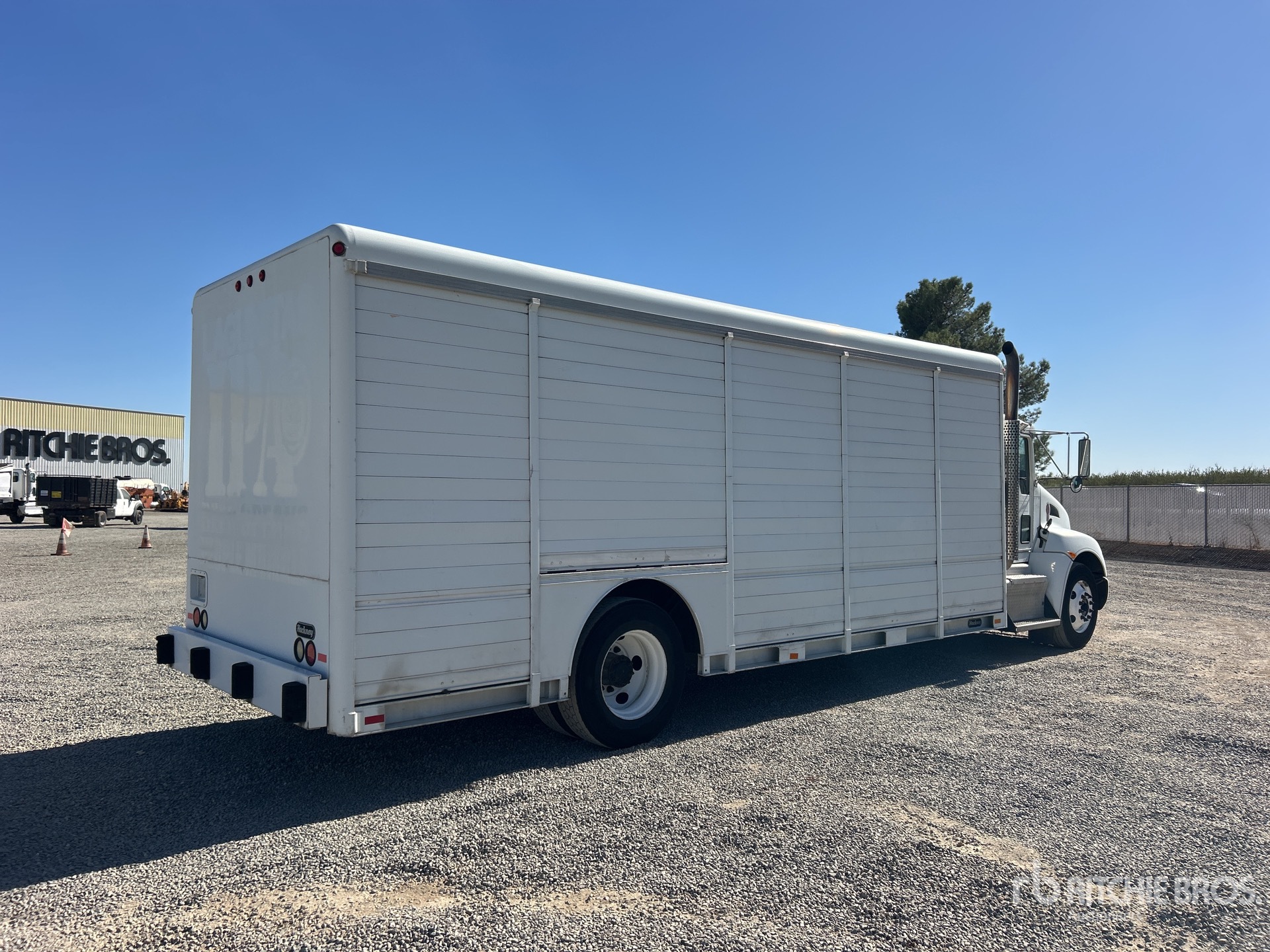 2013 Kenworth T300