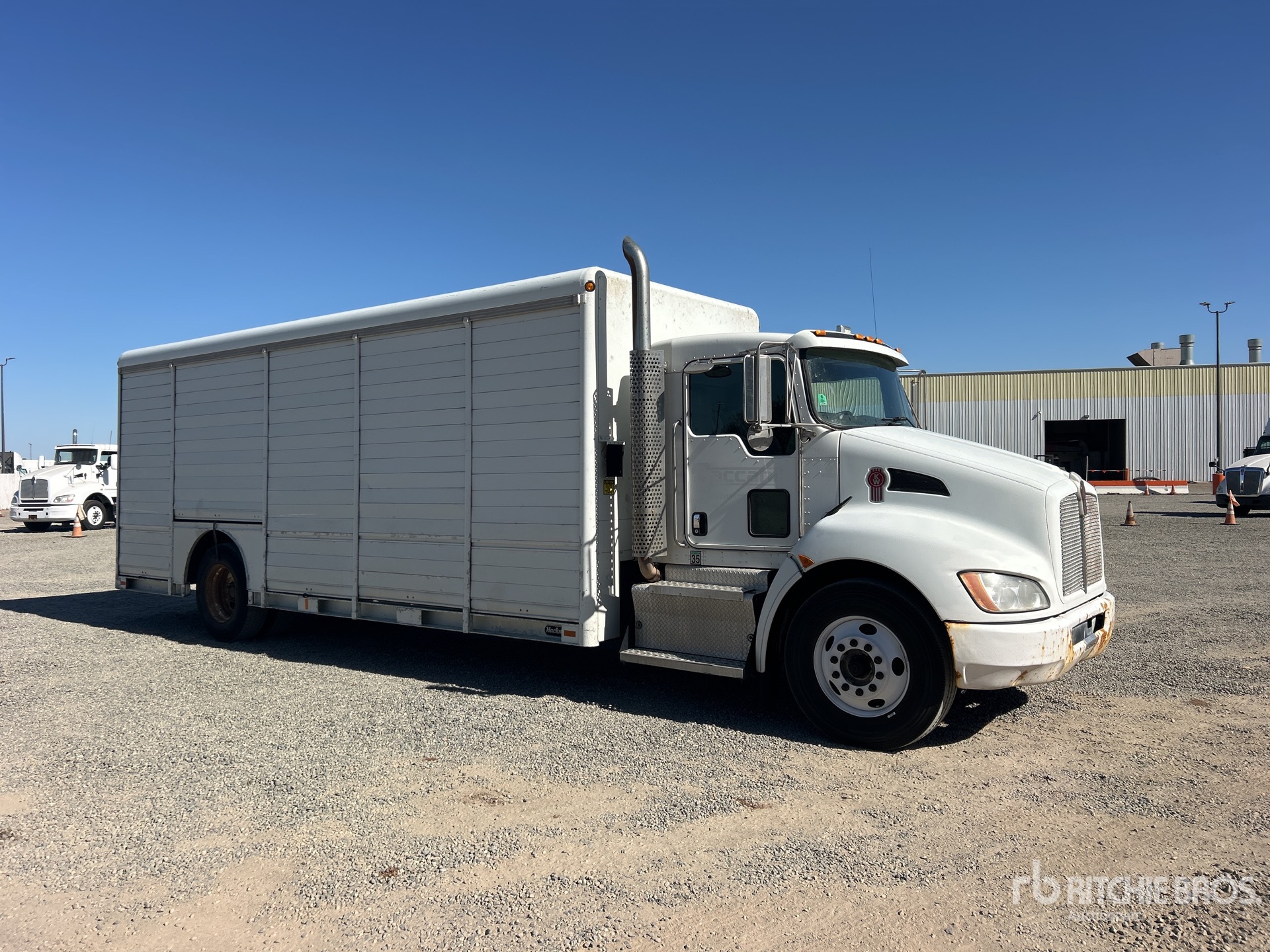 2013 Kenworth T300