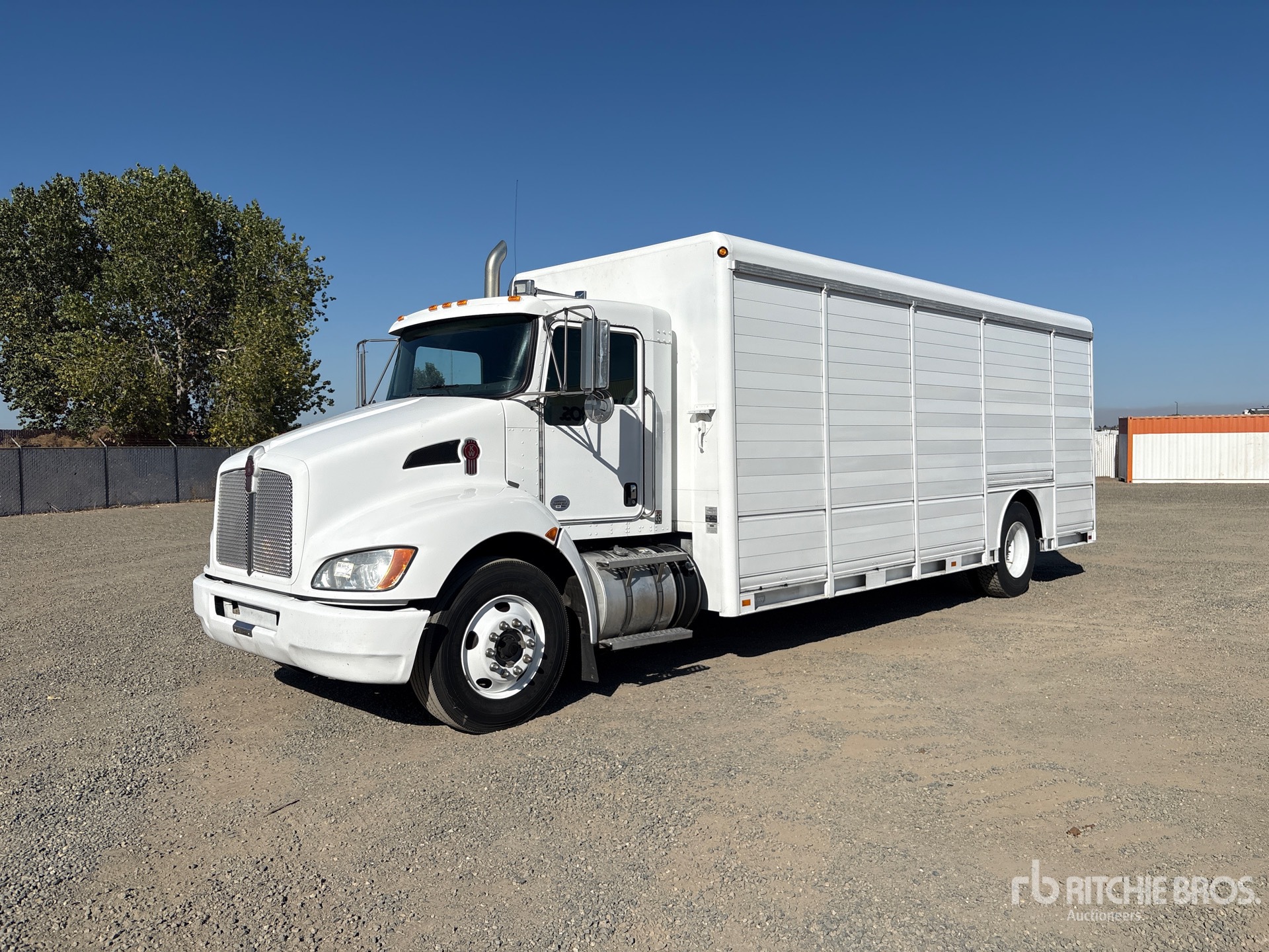Photo of 2014 Kenworth T370
