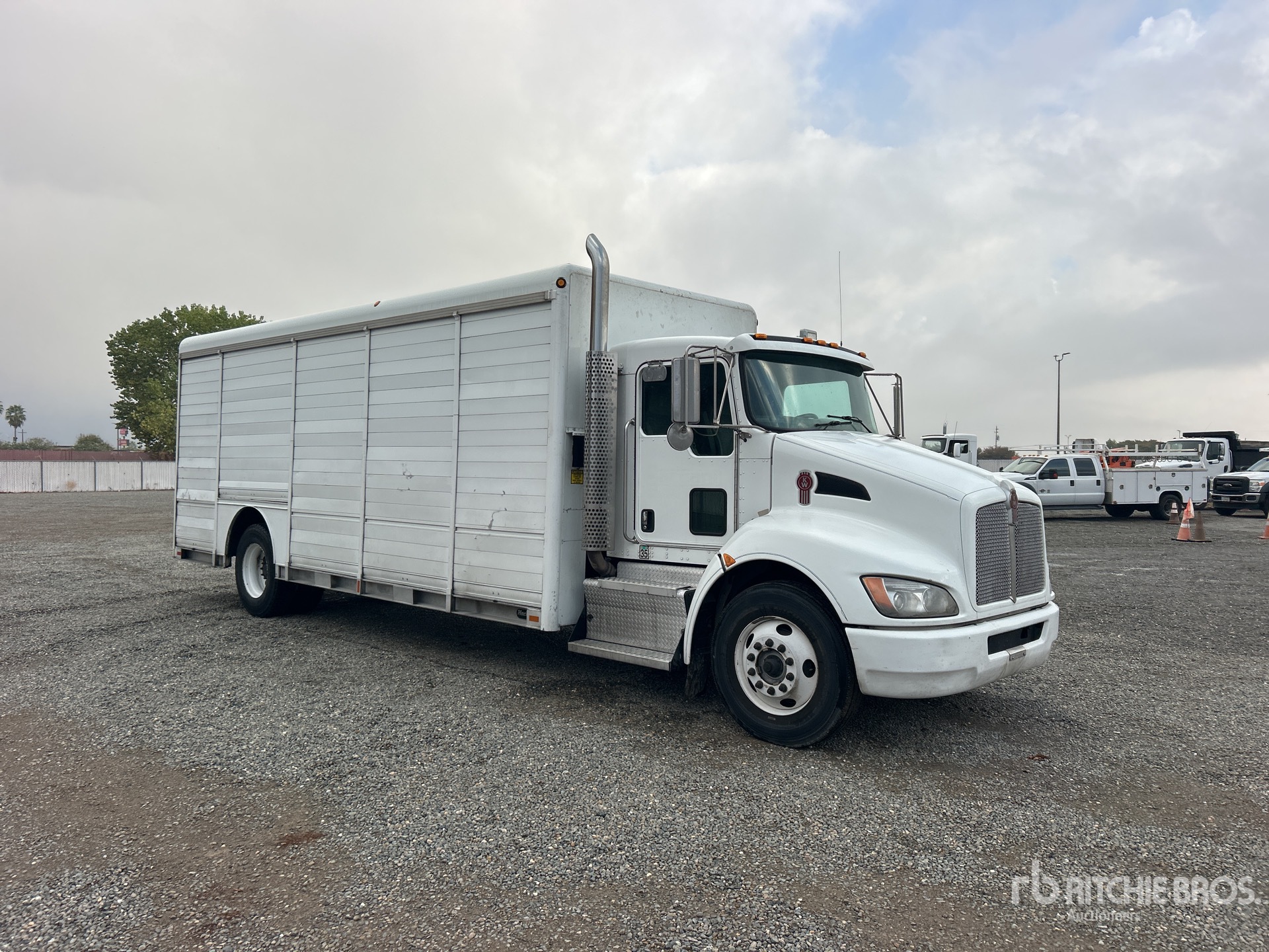 2016 Kenworth T370