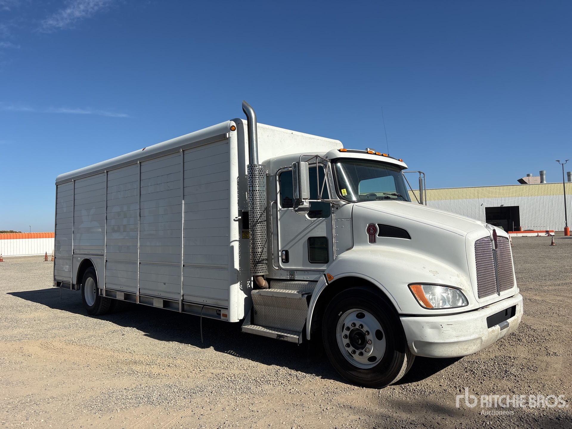 2017 Kenworth T370