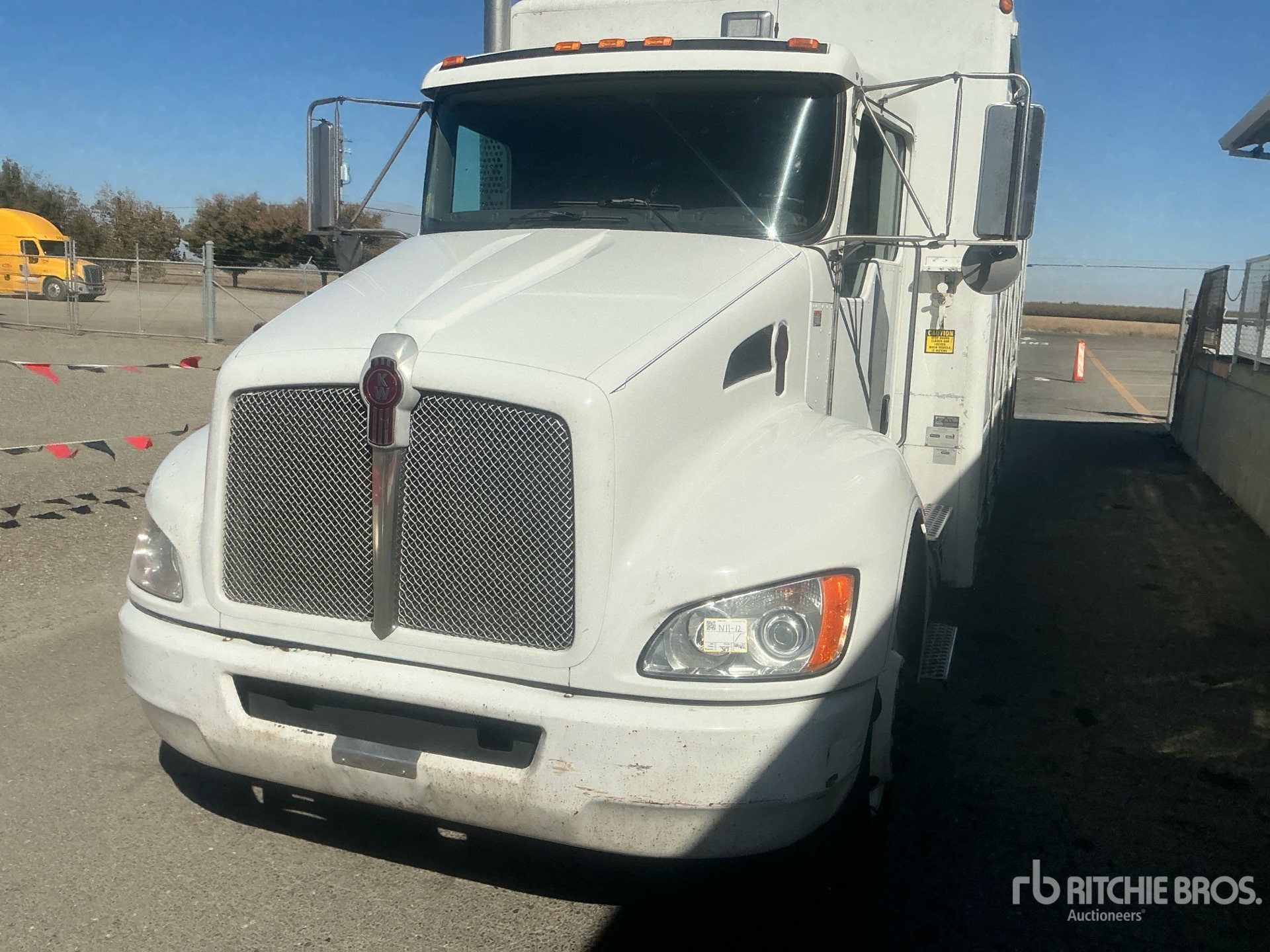 Photo of 2017 Kenworth T370
