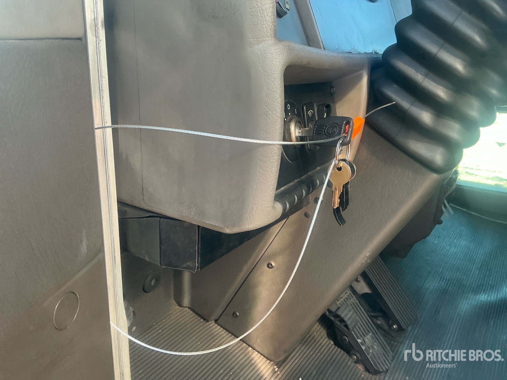 2015 Kenworth T300