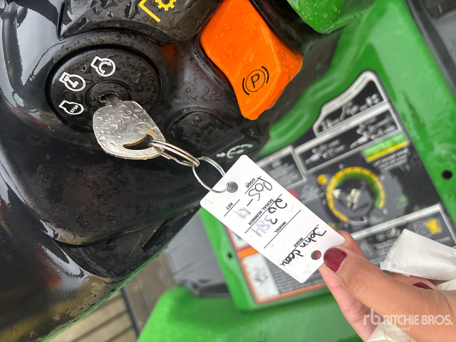 2014 John Deere X754