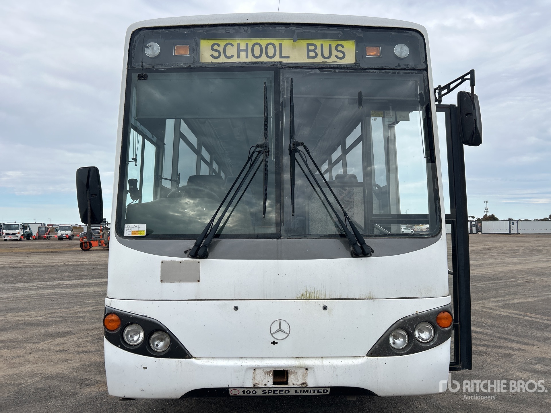 2003 Mercedes-Benz OH1725