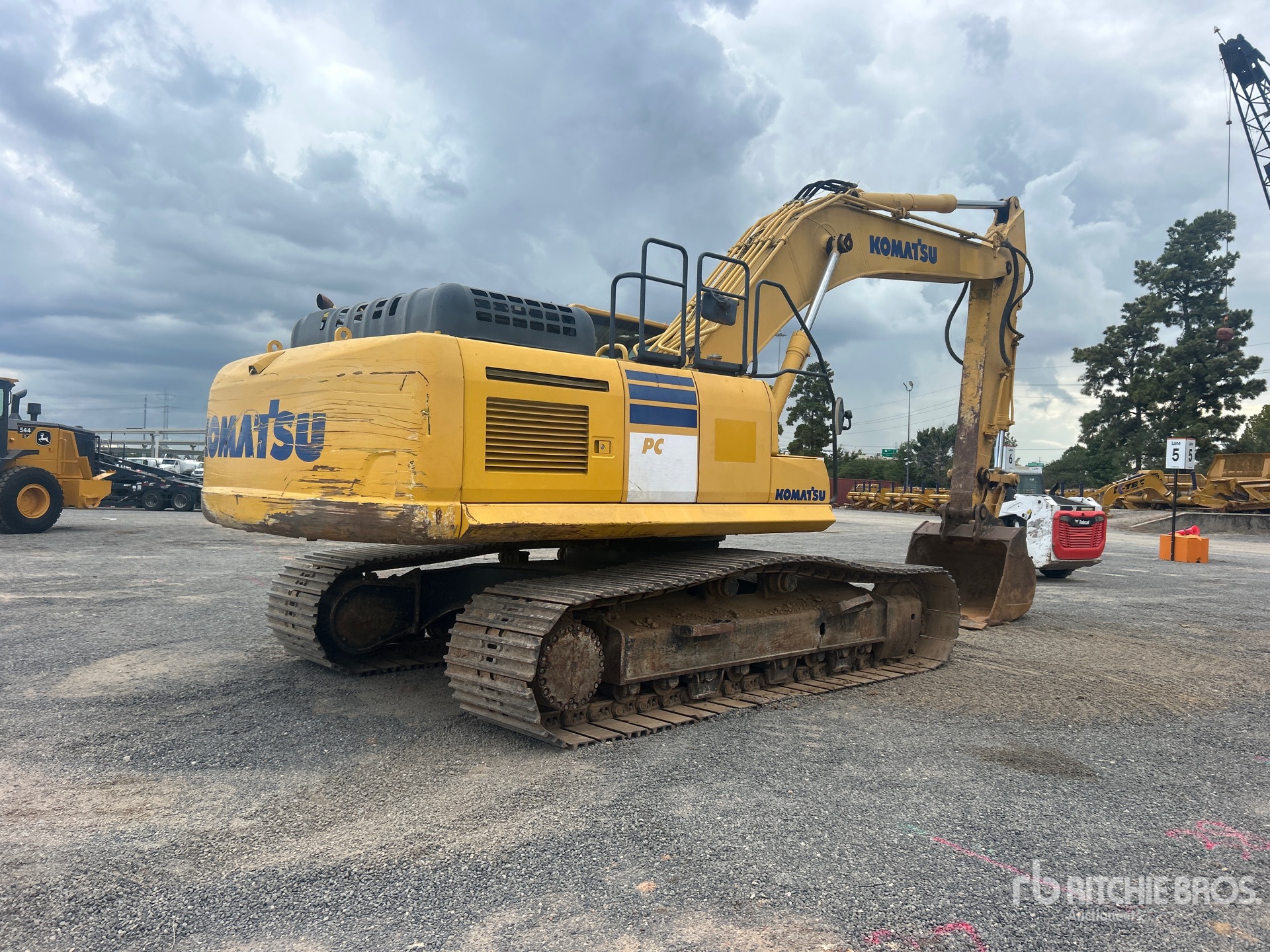 2014 Komatsu PC360LC-10