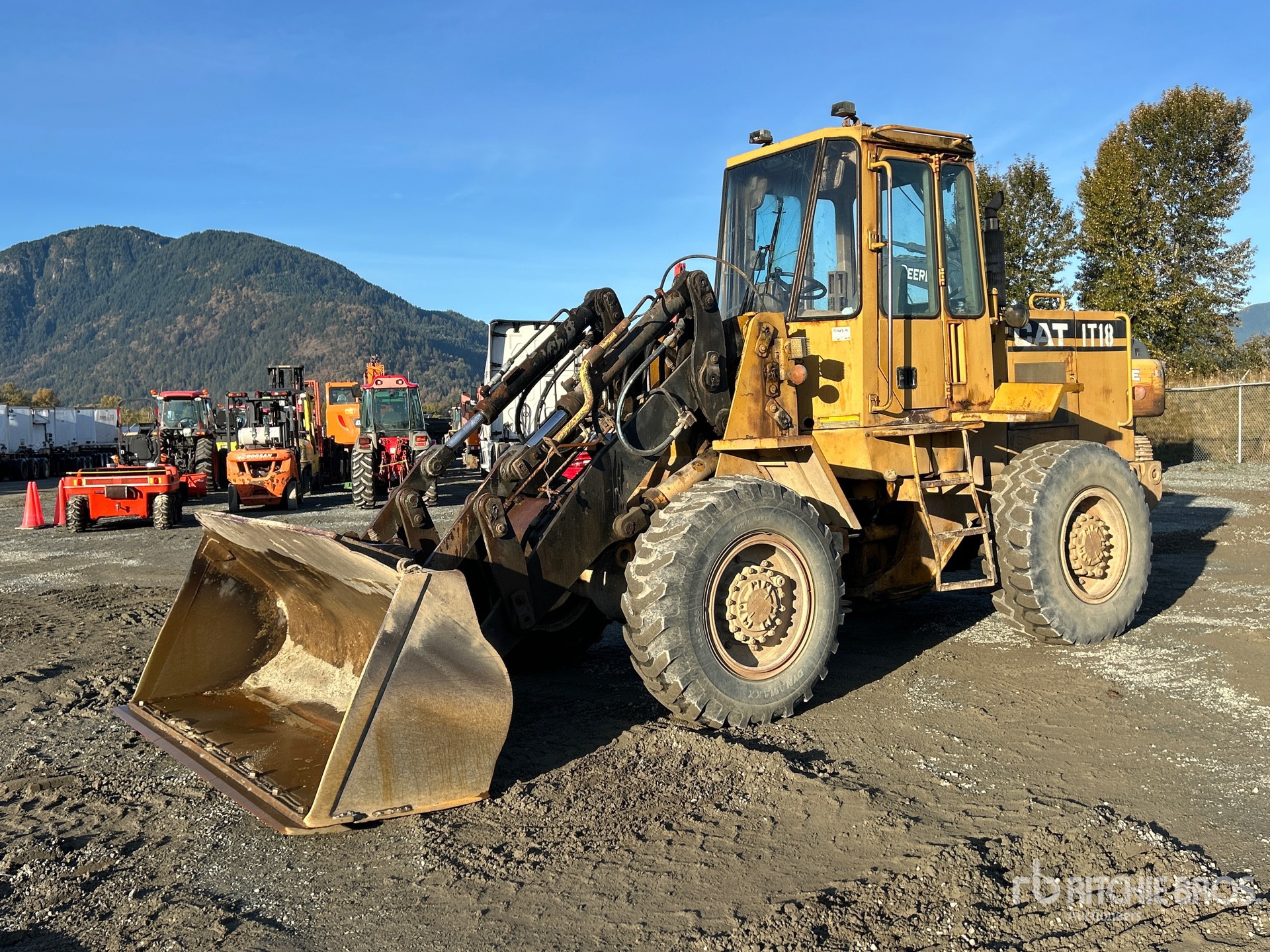 Photo of 1986 Caterpillar IT18