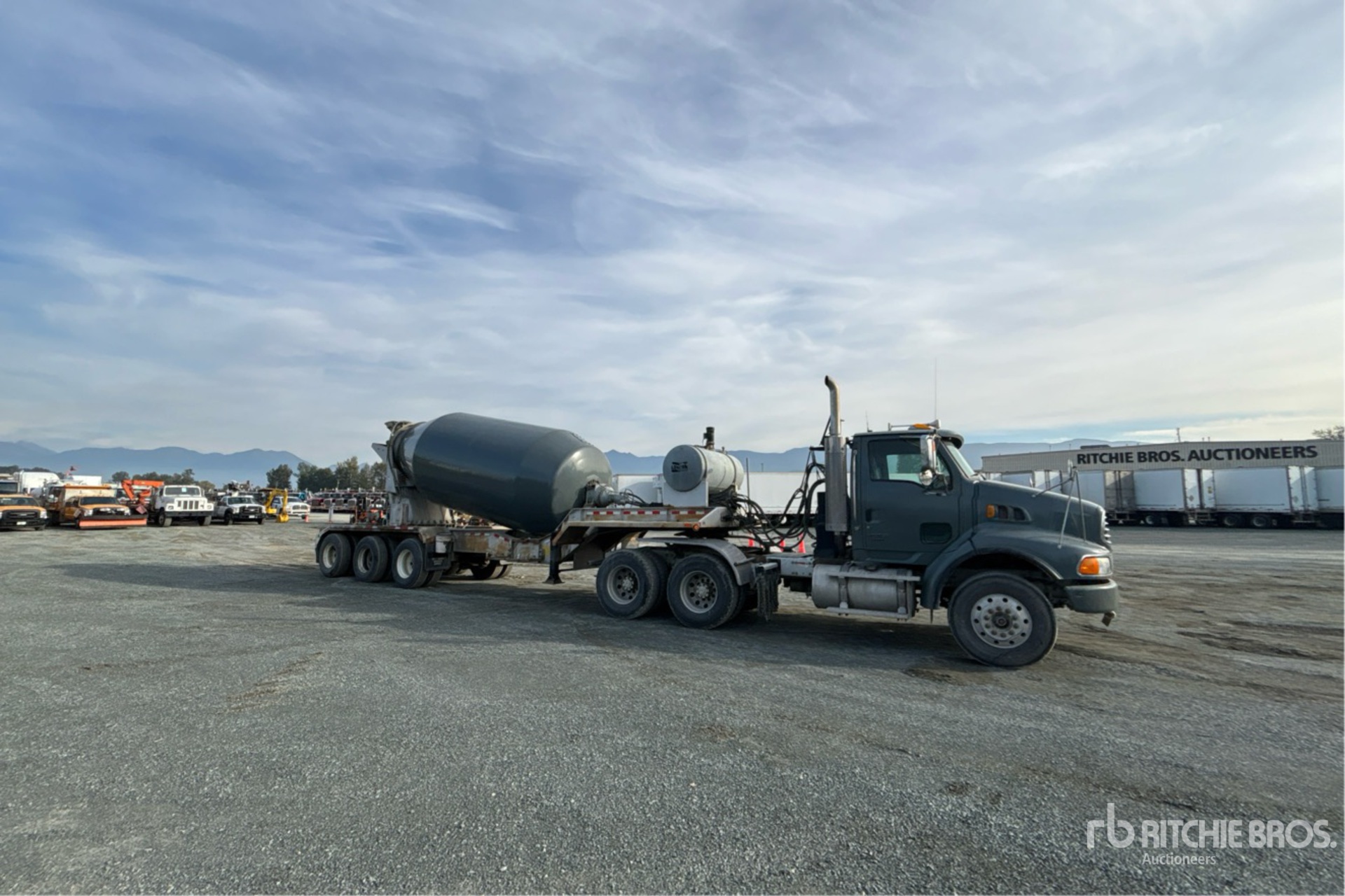 2007 Sterling LT9500