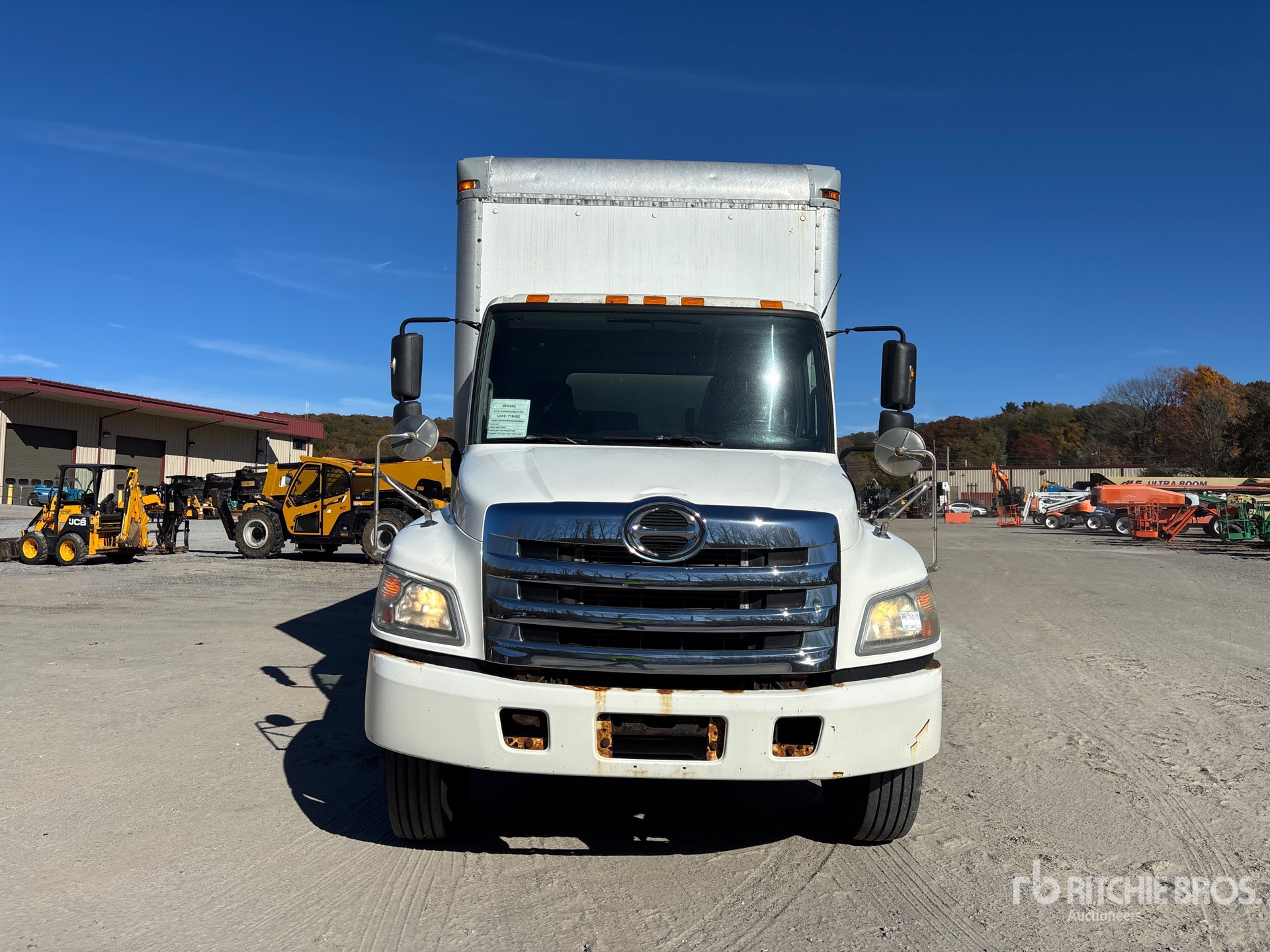 2013 Hino 268