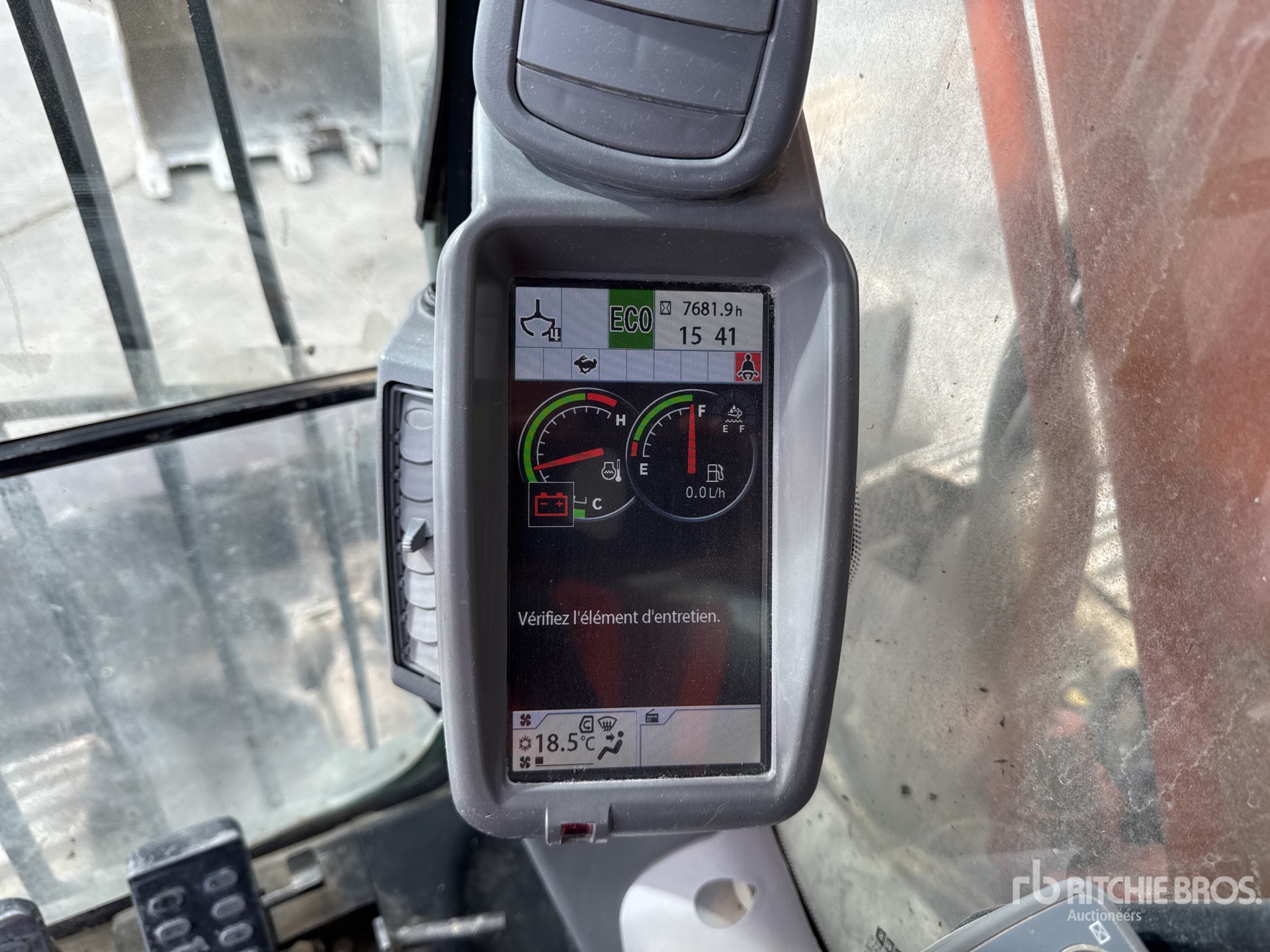 2017 Hitachi ZX225USLC-6