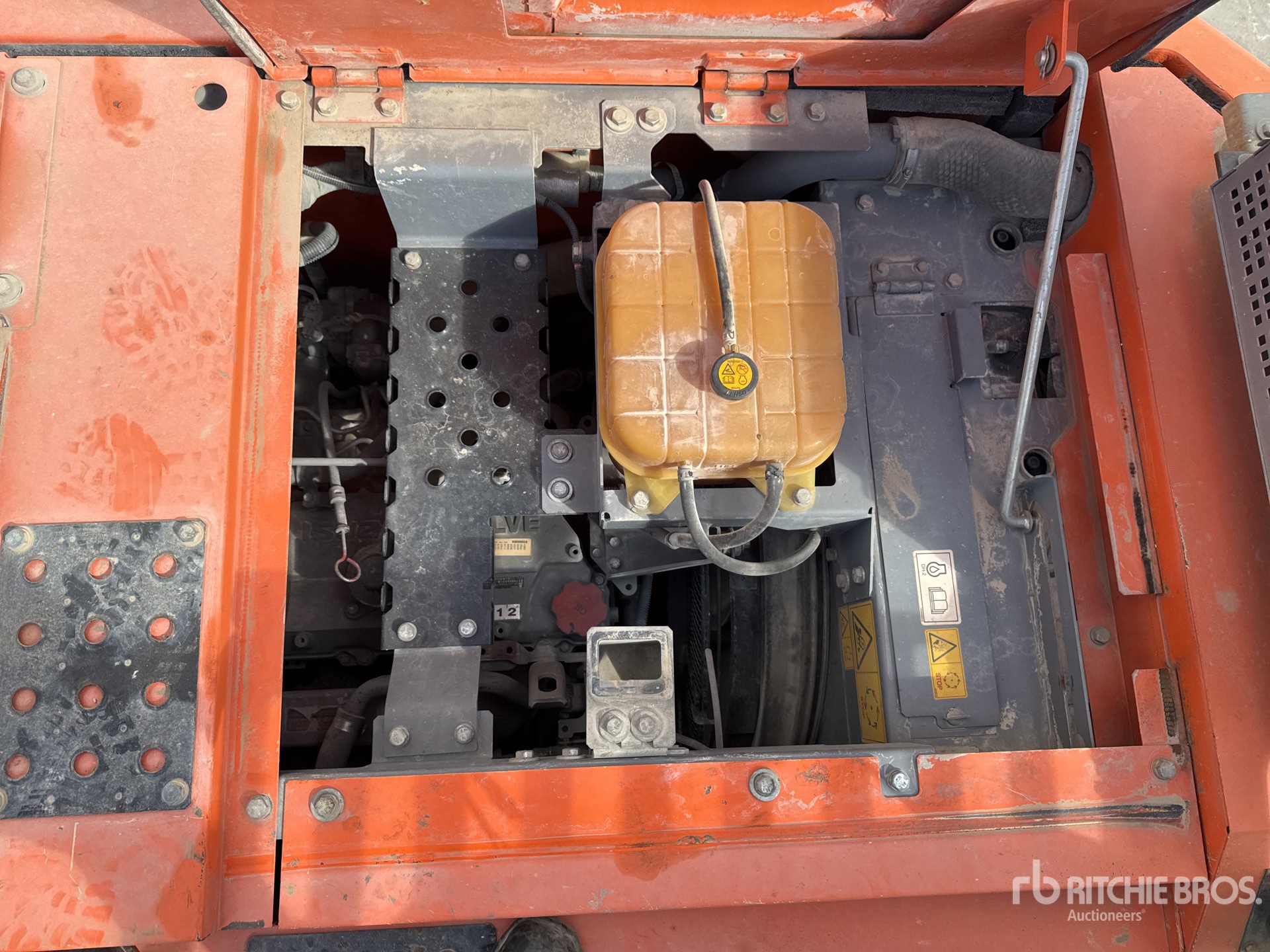 2017 Hitachi ZX225USLC-6