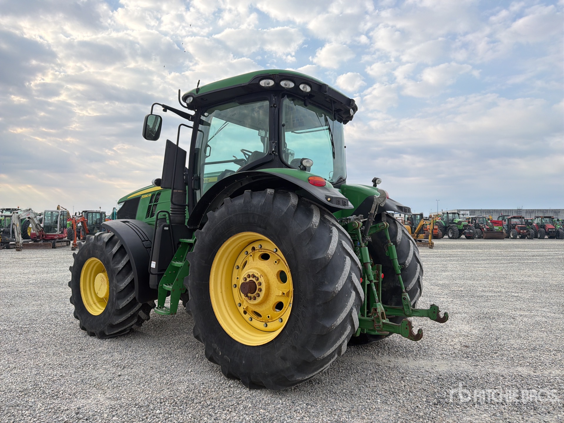 2012 John Deere 7280R