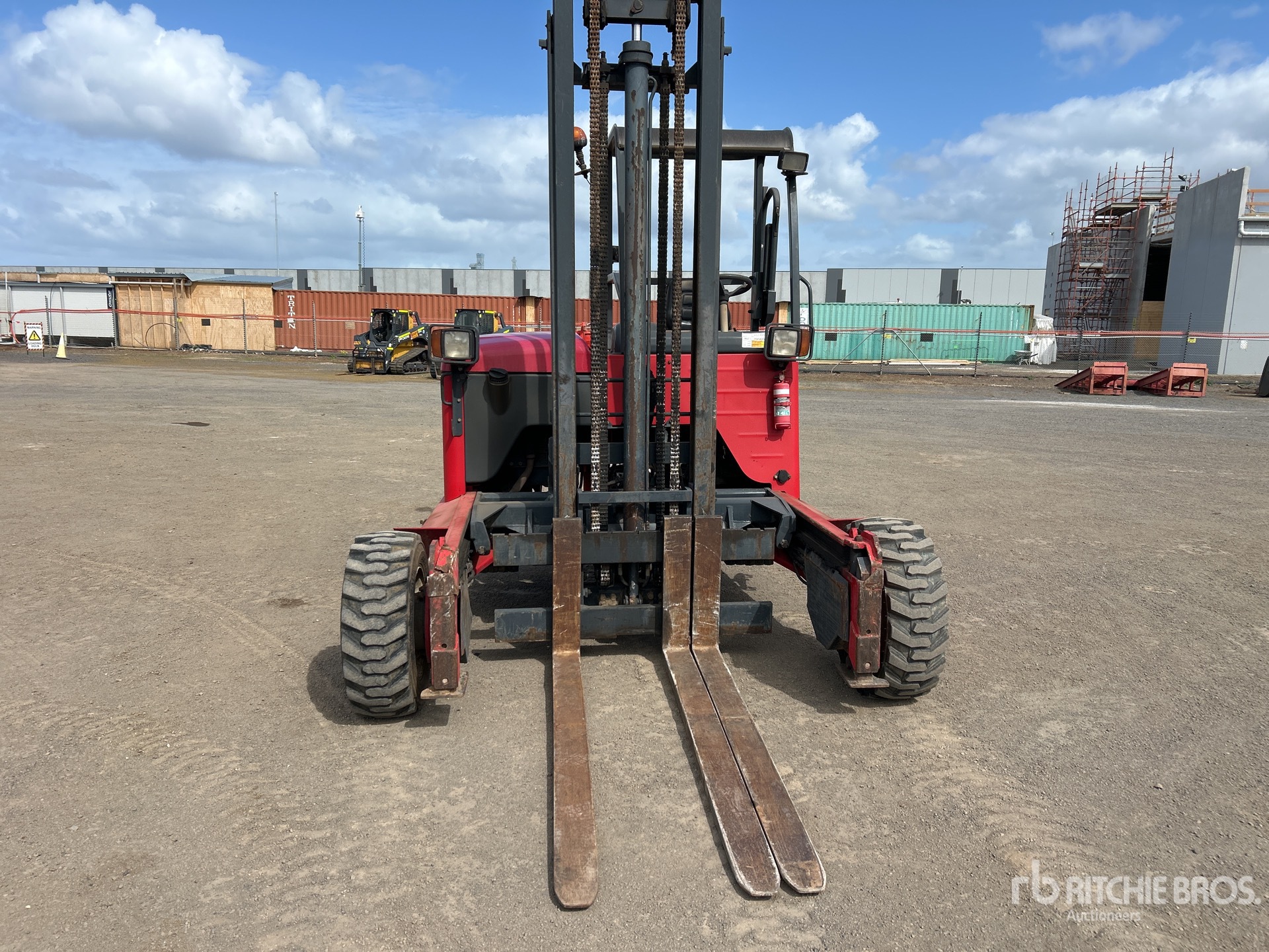 2011 Moffett M8 35.3