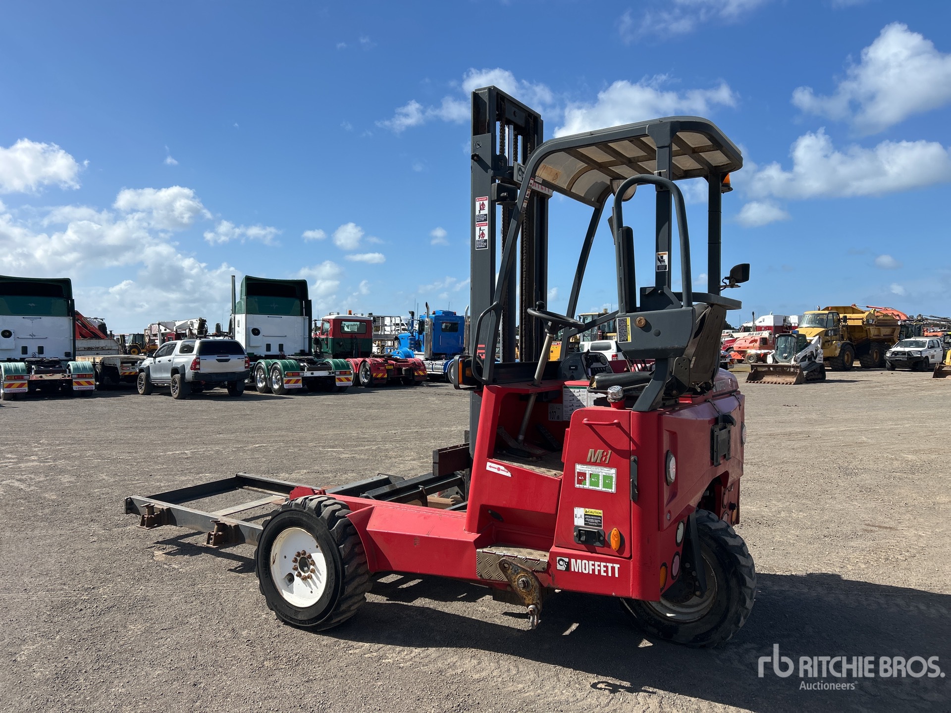 2011 Moffett M8 35.3