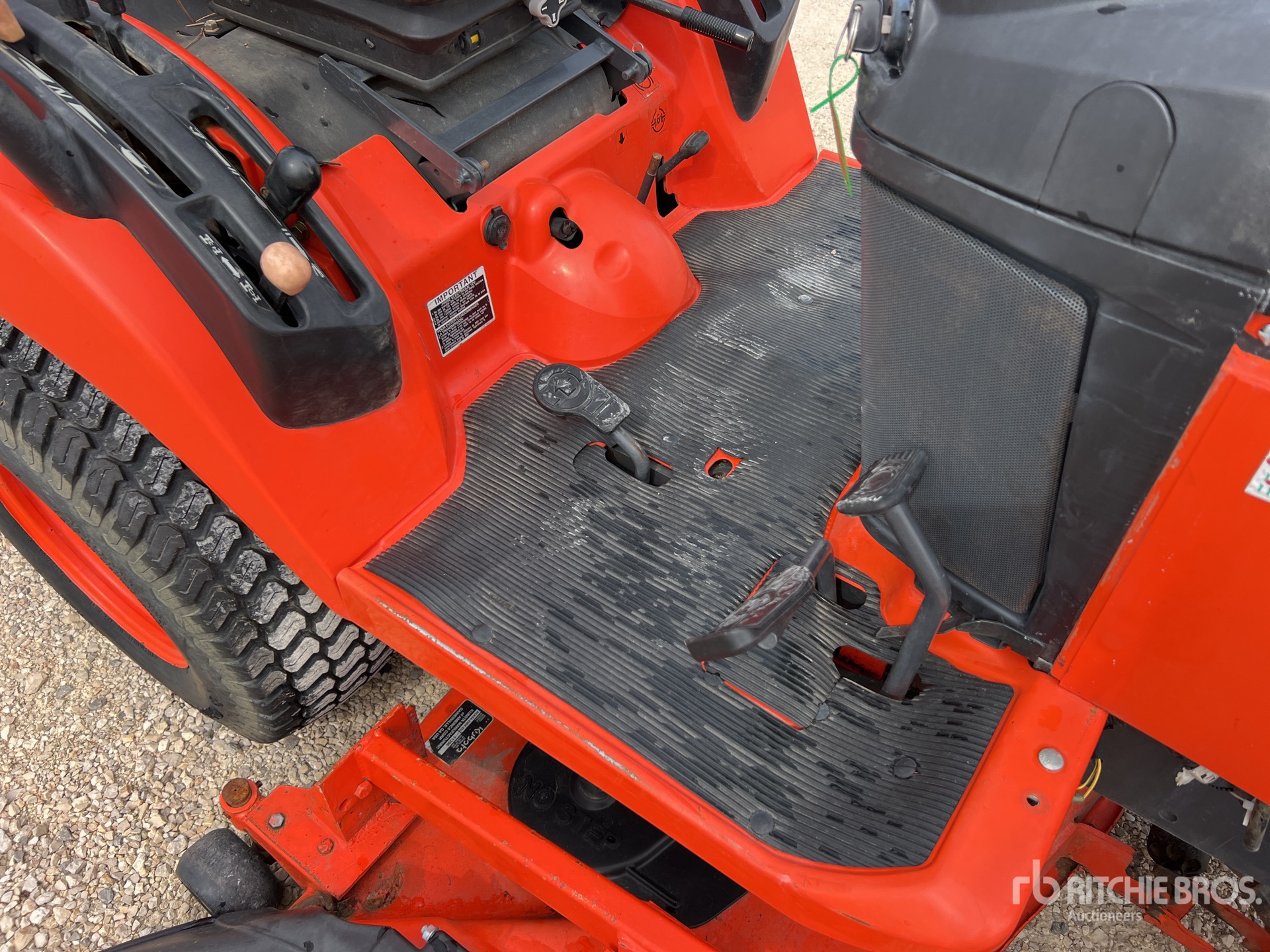Kubota BX2350