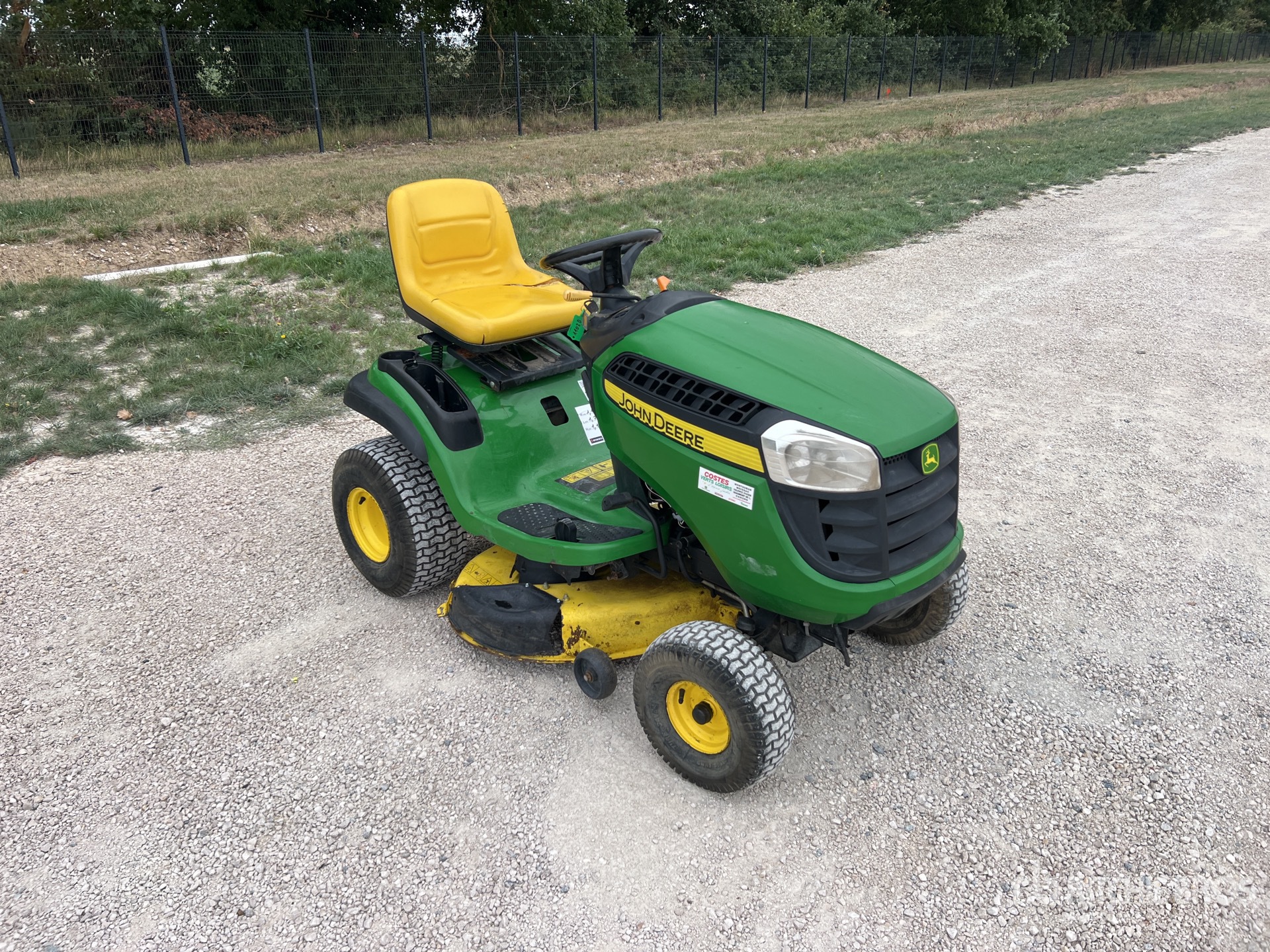 John Deere X125