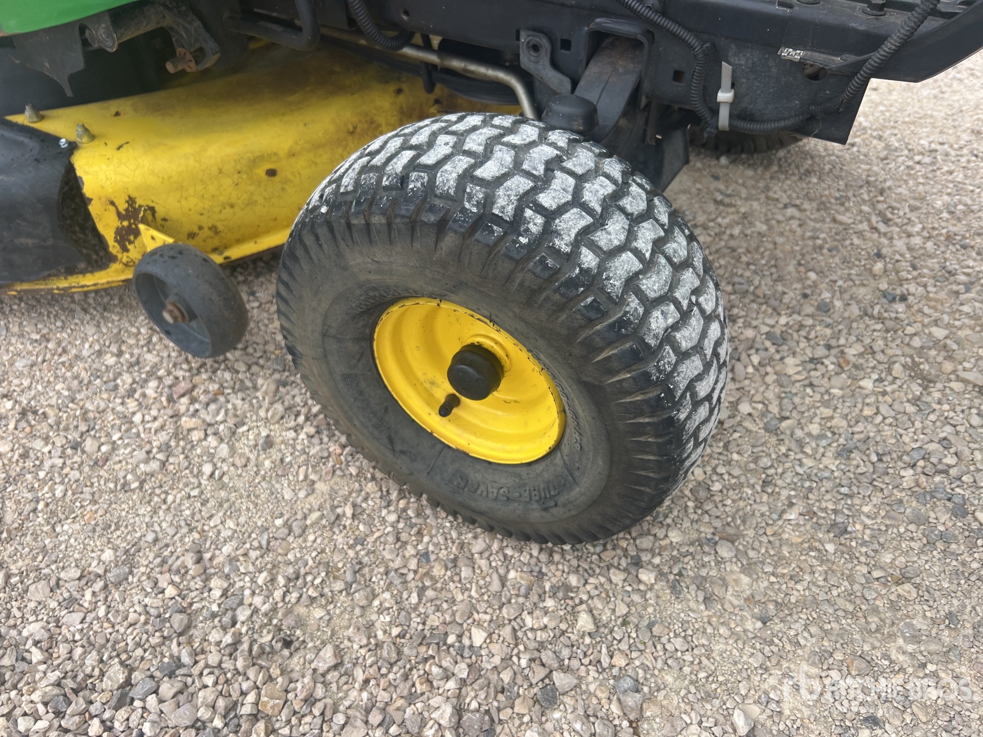 John Deere X125