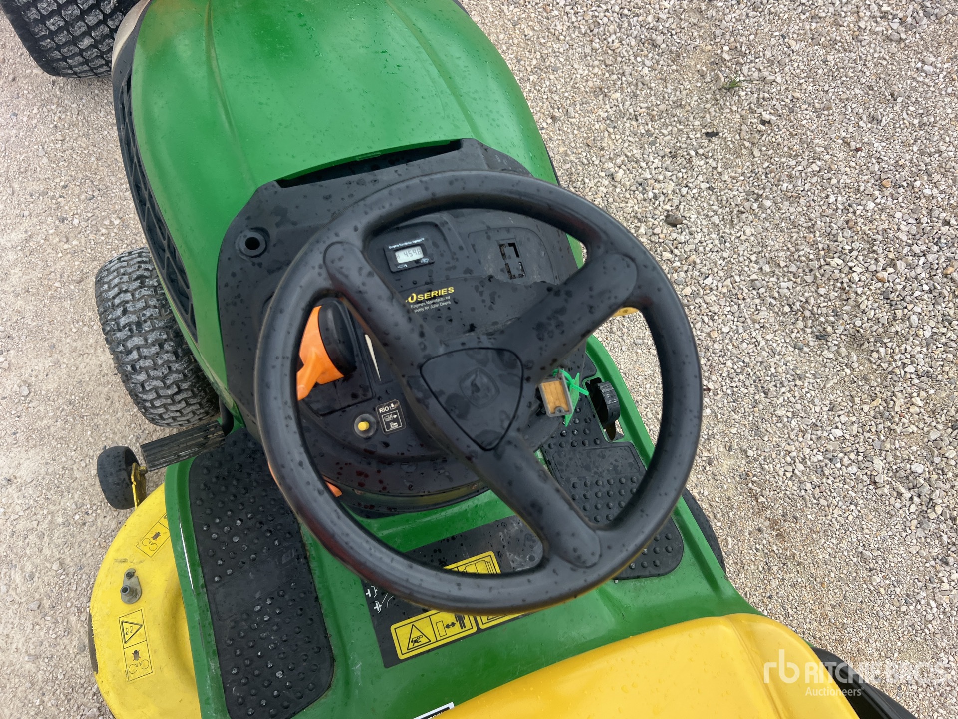 John Deere X125