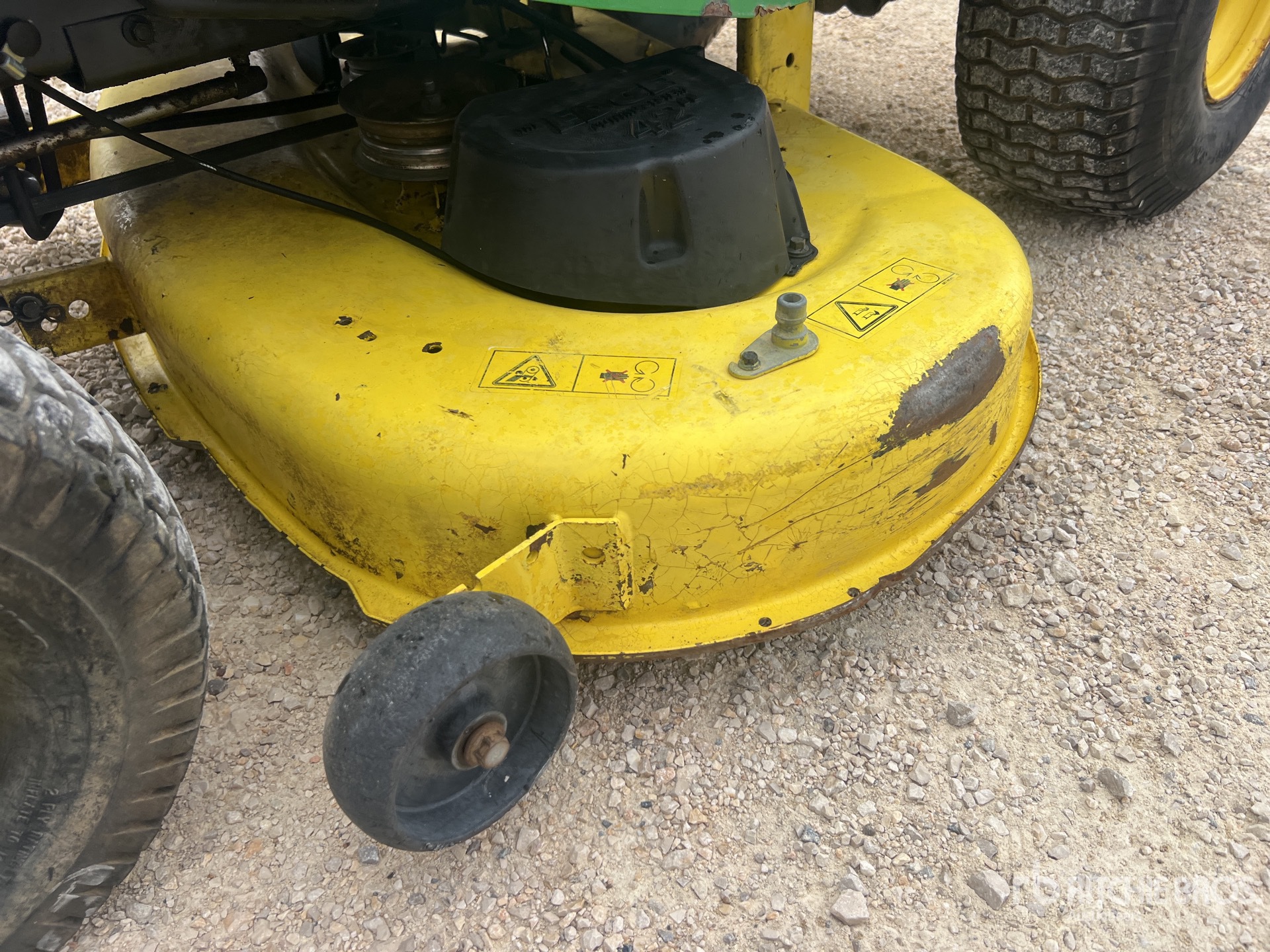 John Deere X125