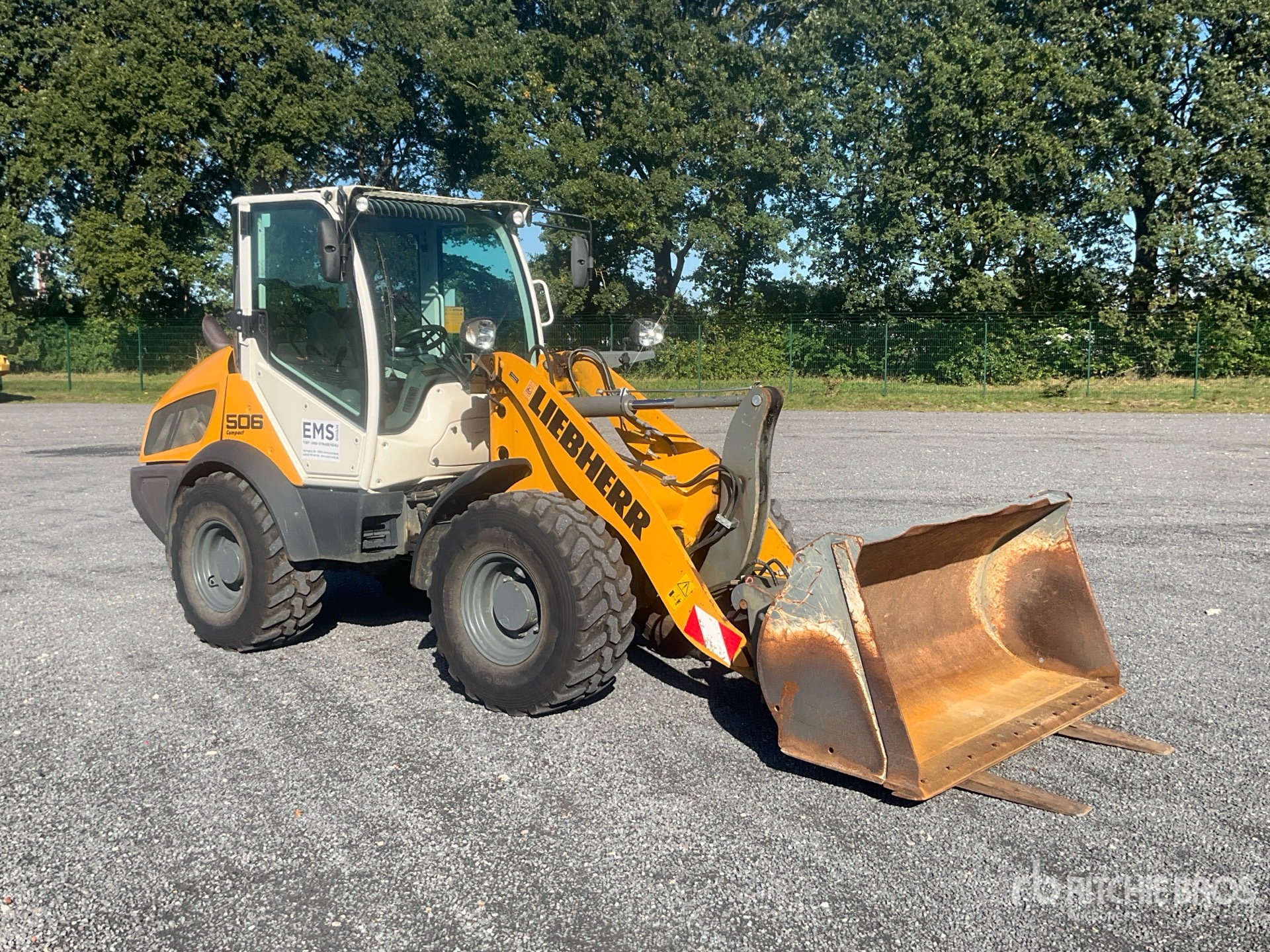 2022 Liebherr L506C