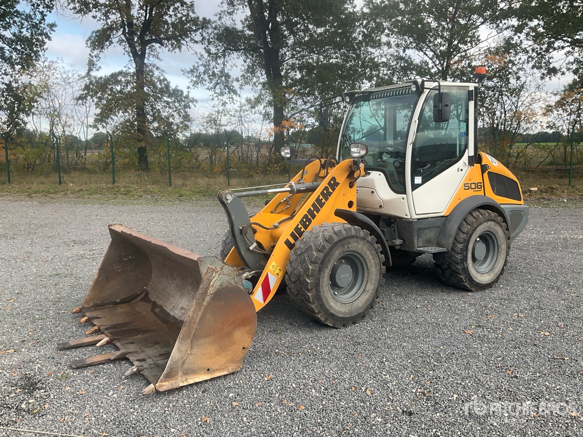 Photo of 2021 Liebherr L506C