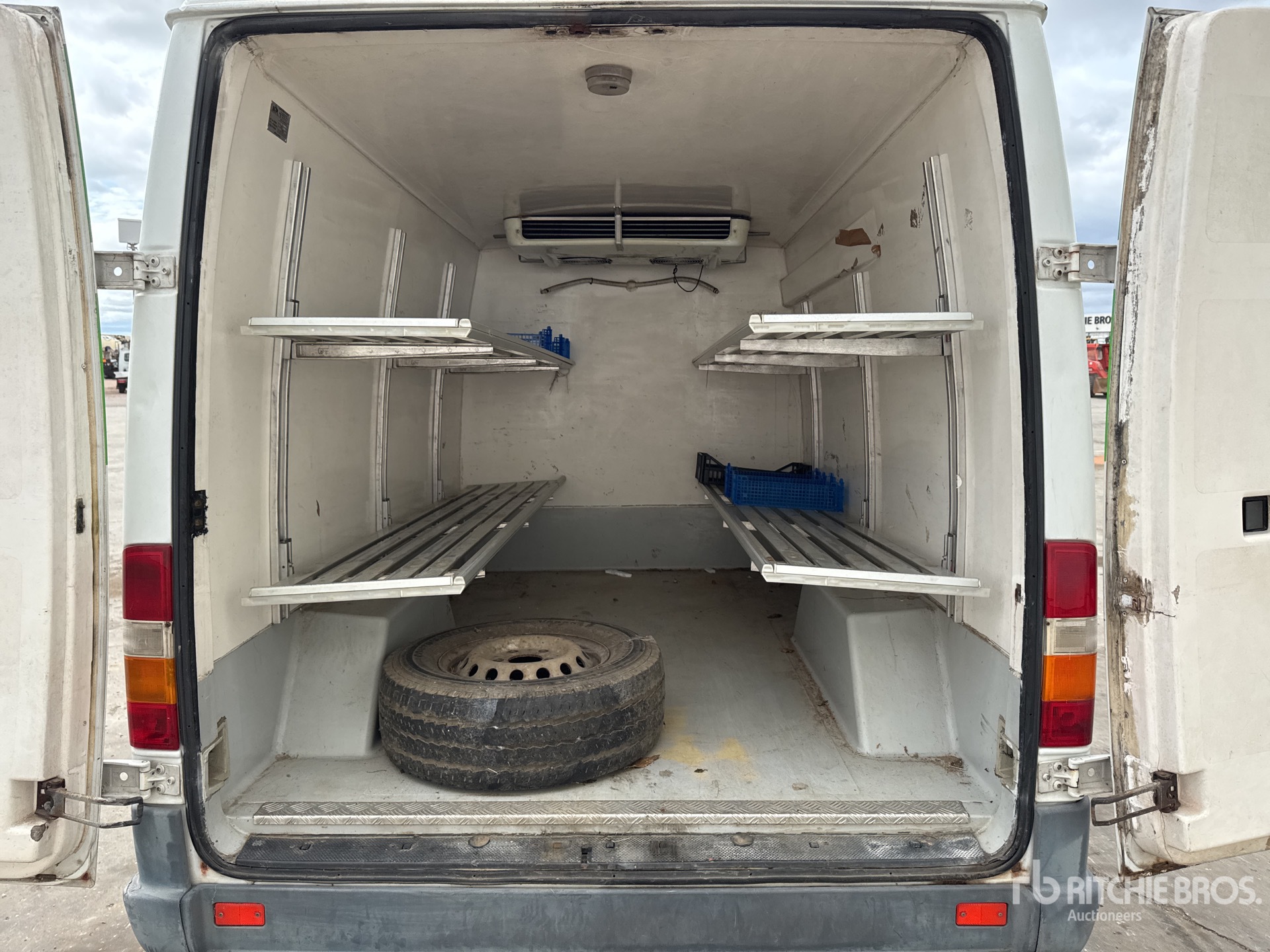 2003 Mercedes-Benz SPRINTER