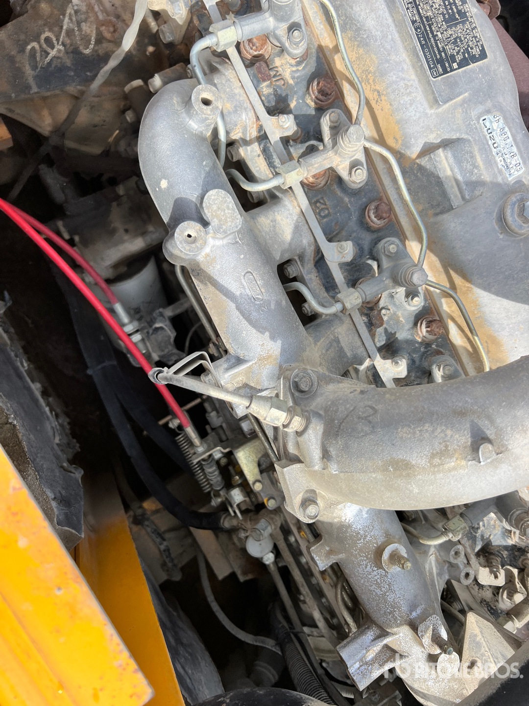 2005 JCB JS210LC